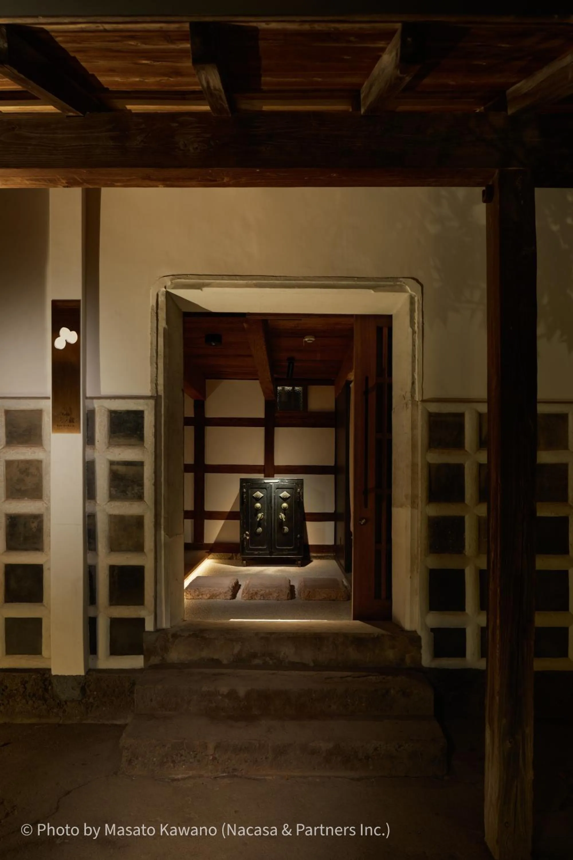 Facade/entrance, Bed in LOQUAT西伊豆