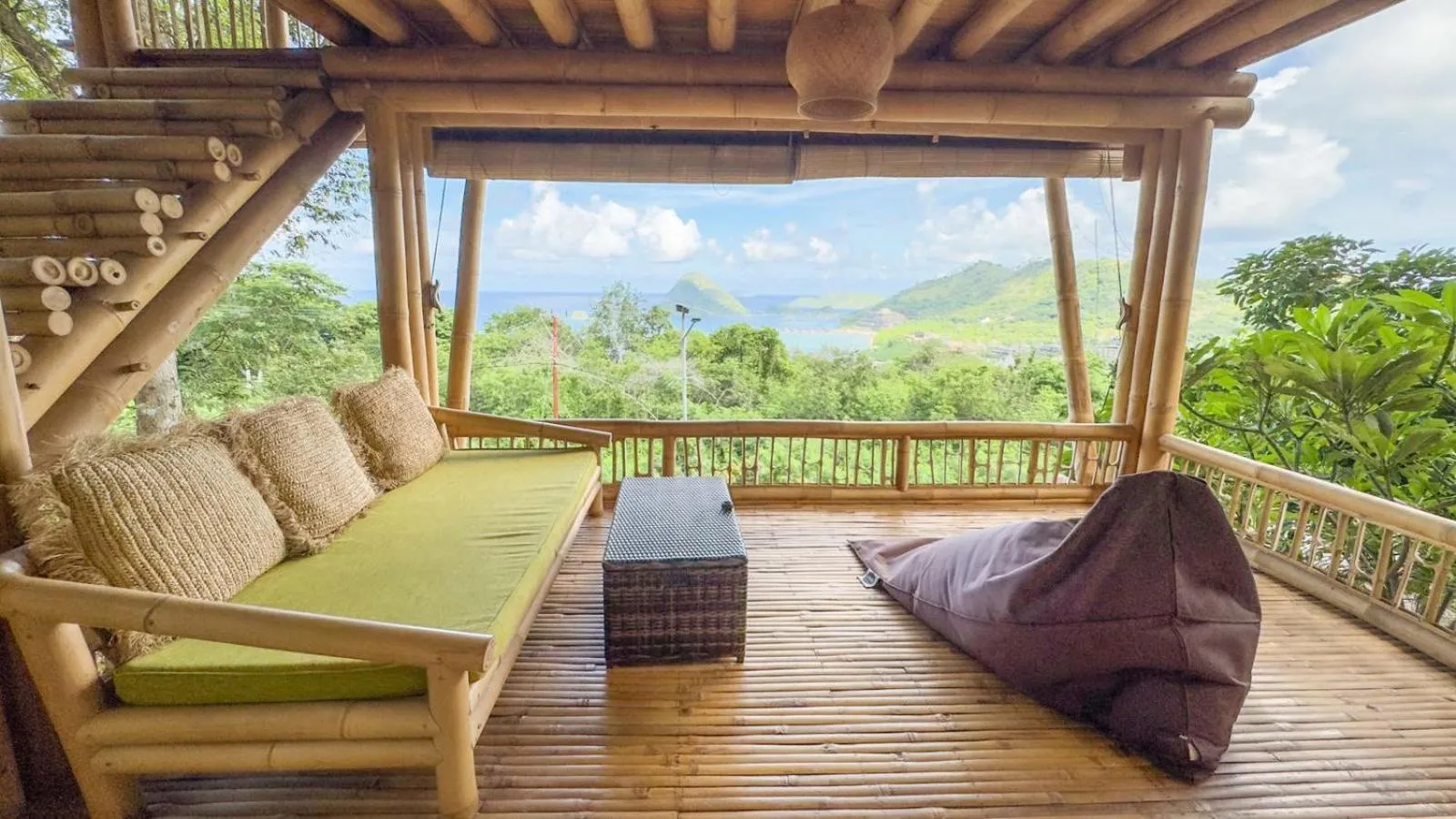 Balcony/Terrace in Elang Hillside Bamboo Villas