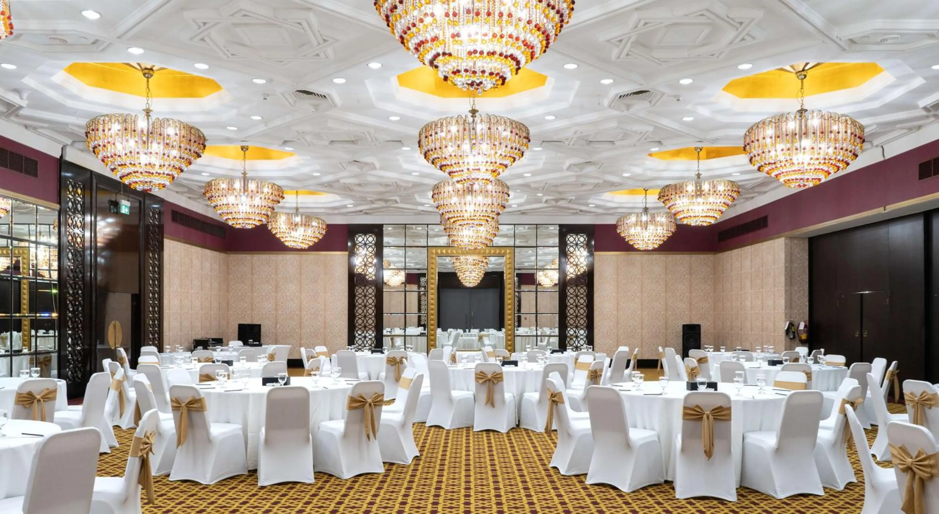 Banquet/Function facilities in Radisson Blu Hotel & Resort, Abu Dhabi Corniche