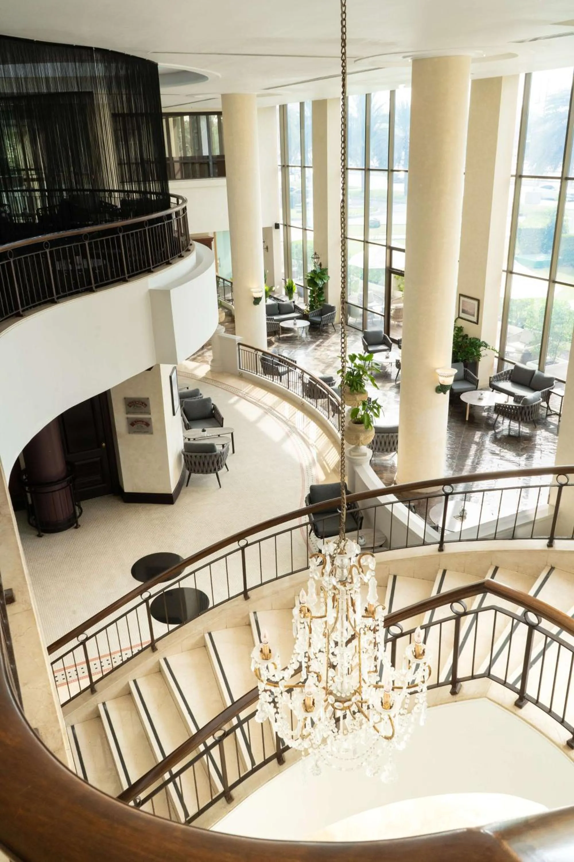 Restaurant/places to eat in Radisson Blu Hotel & Resort, Abu Dhabi Corniche