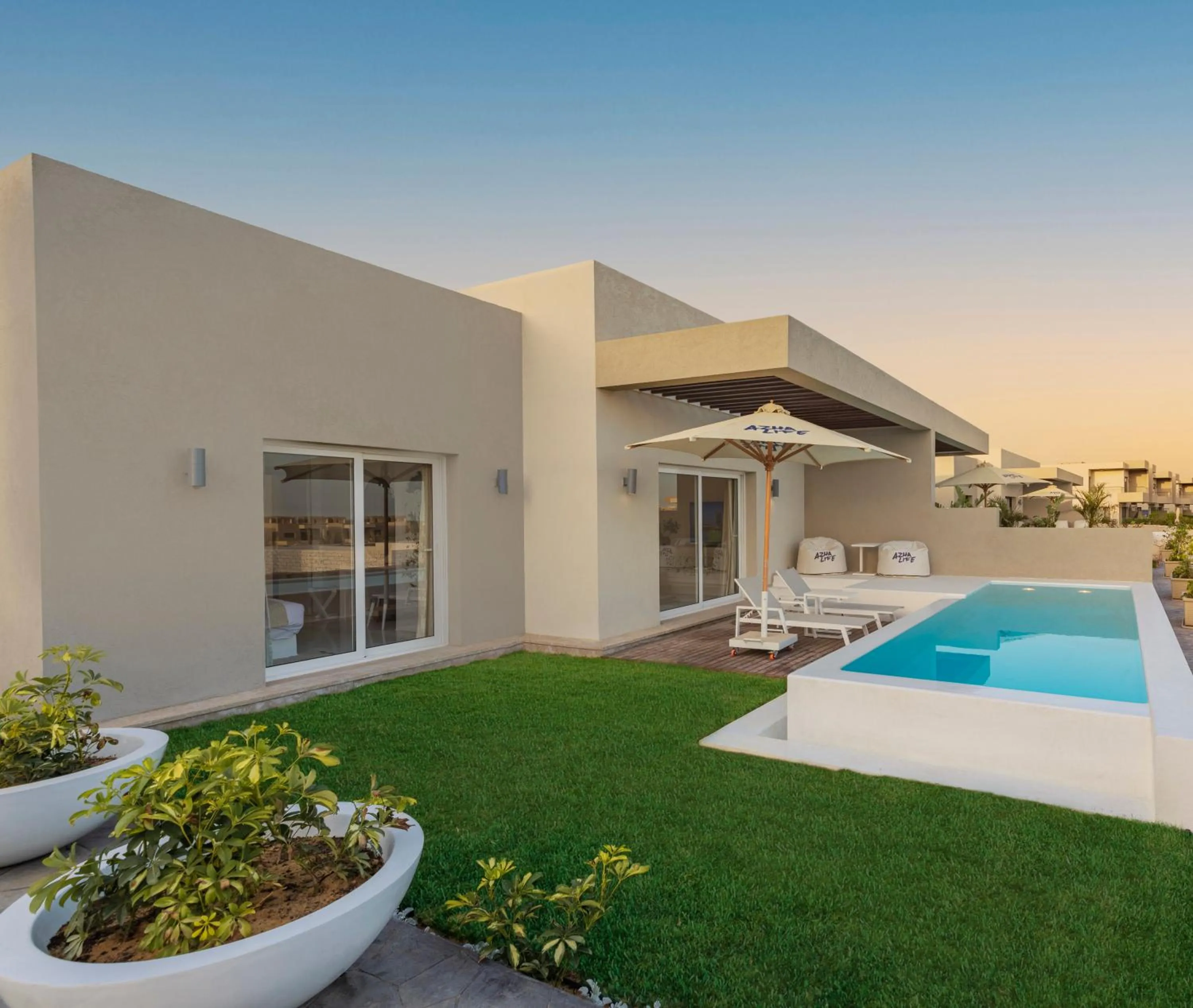 Swimming pool in Tanoak Resort