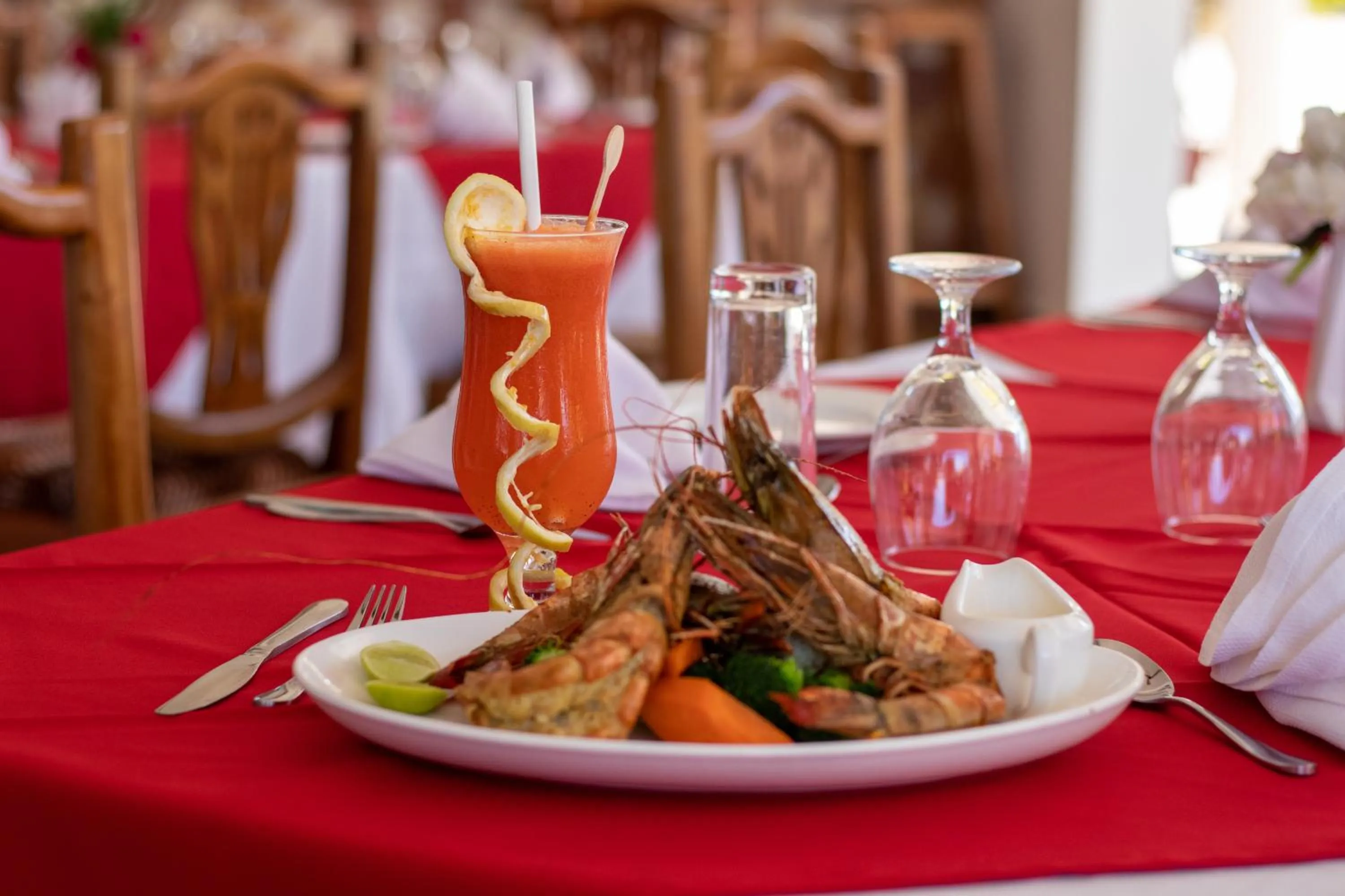 Restaurant/places to eat in Sunny Palms Beach Bungalows