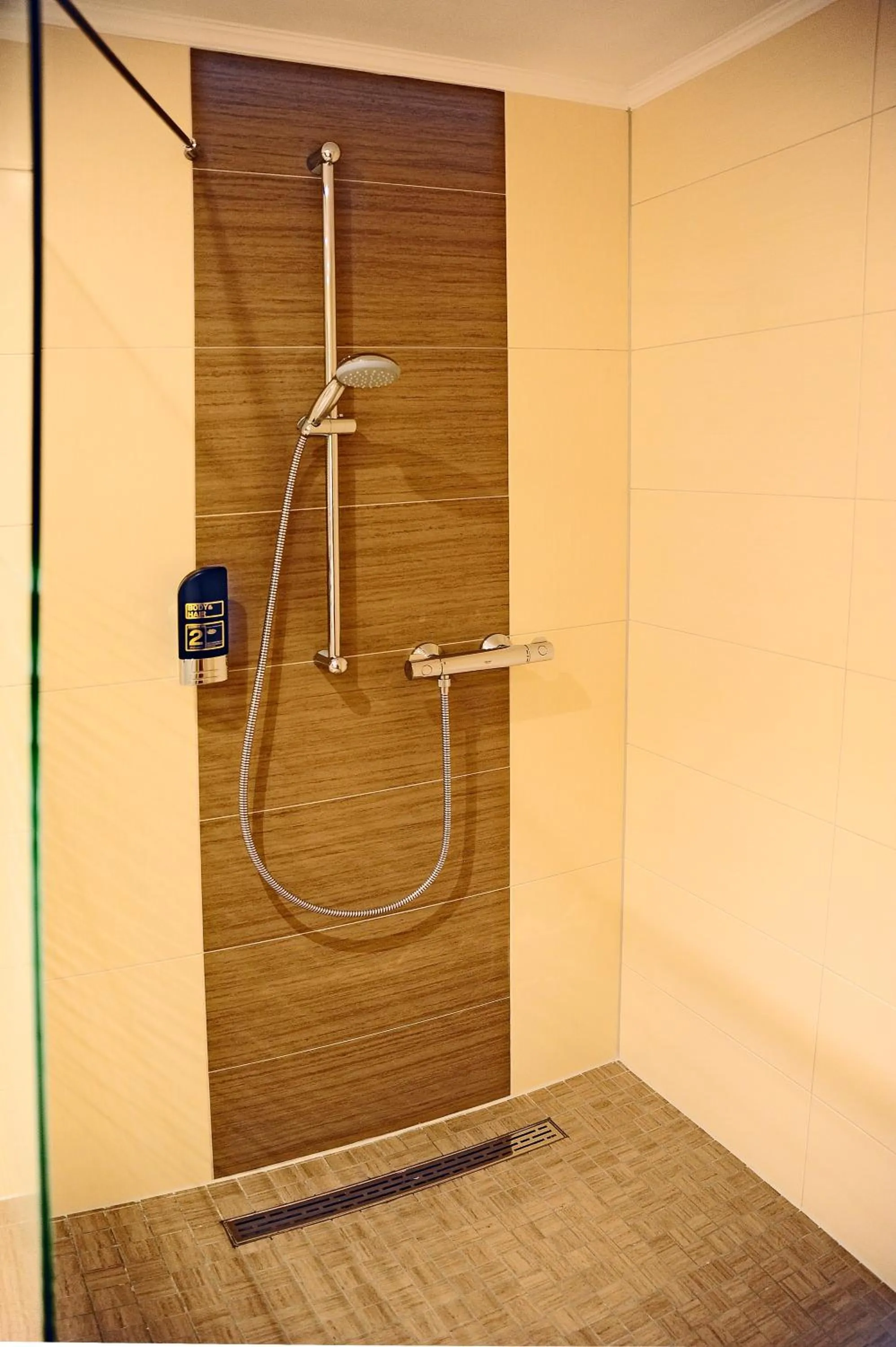 Staff in Hotel Restaurant Doppeladler