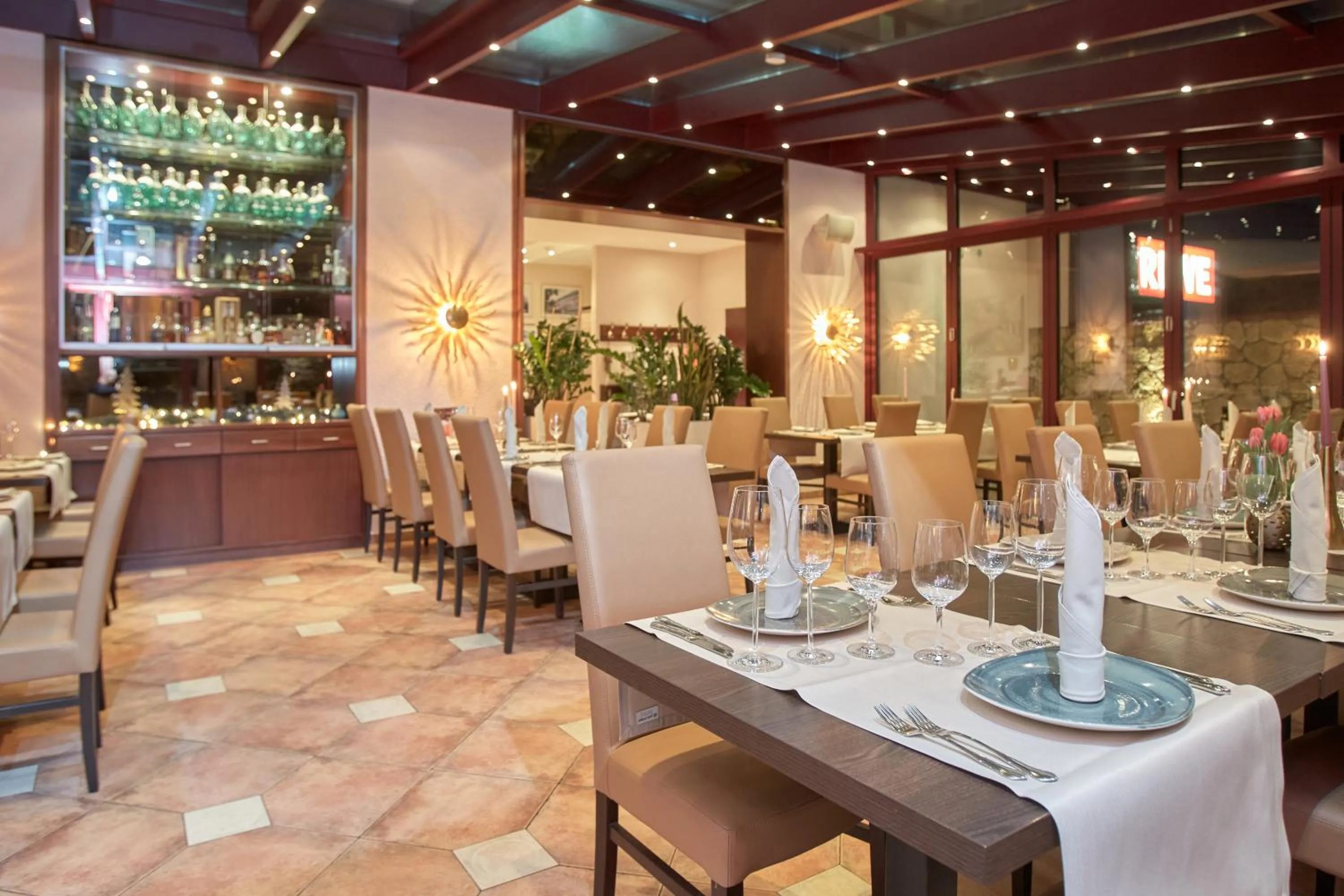 Restaurant/places to eat in Hotel Restaurant Doppeladler