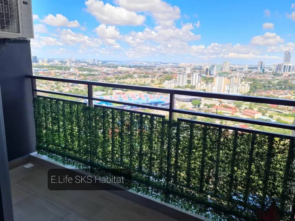 Balcony/Terrace in E Life SKS Habitat With WiFi Netflix