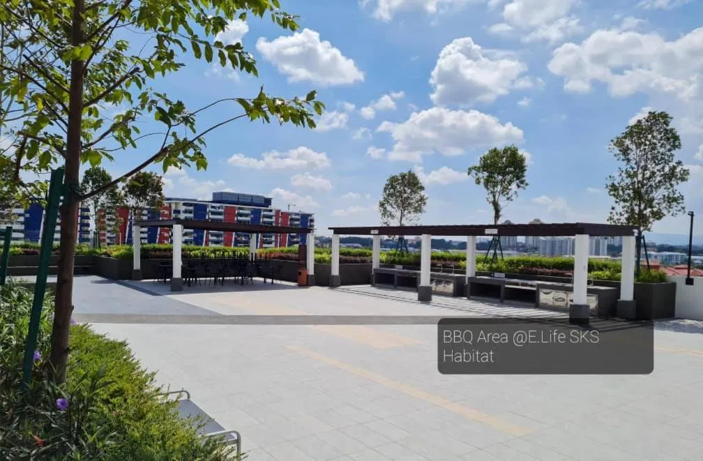 BBQ facilities in E Life SKS Habitat With WiFi Netflix