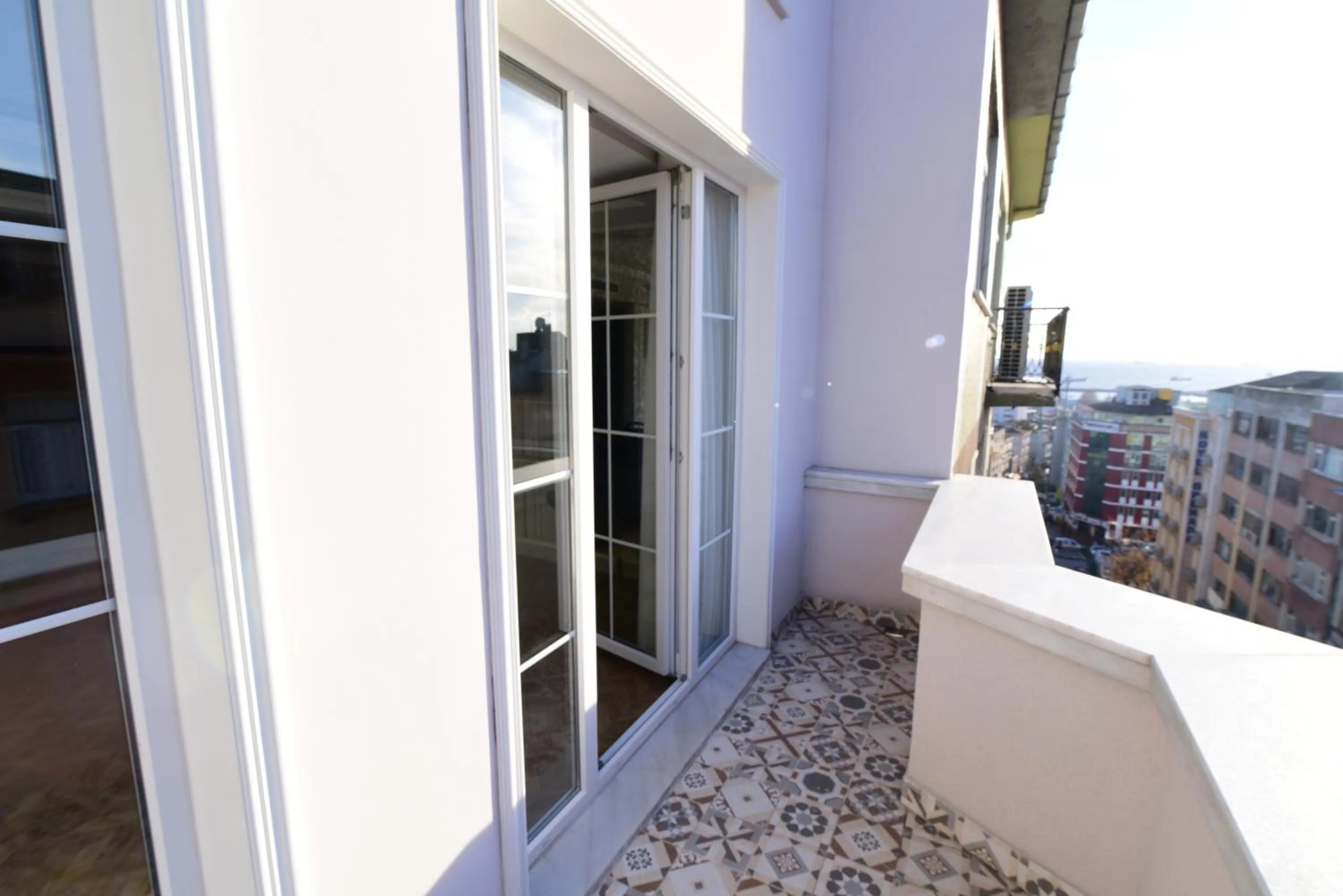 Balcony/Terrace in Serai Hotel