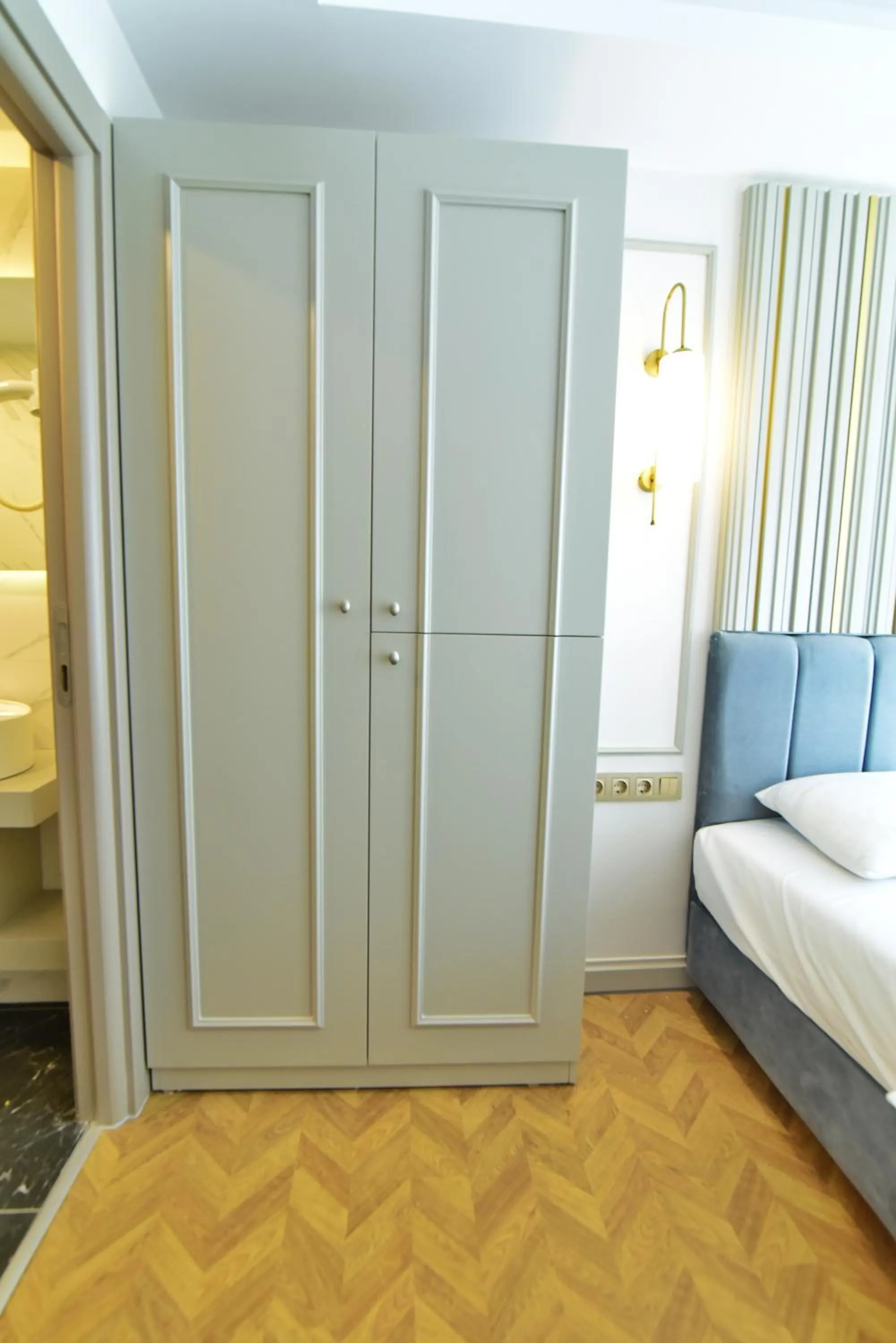 Decorative detail, Bed in Serai Hotel