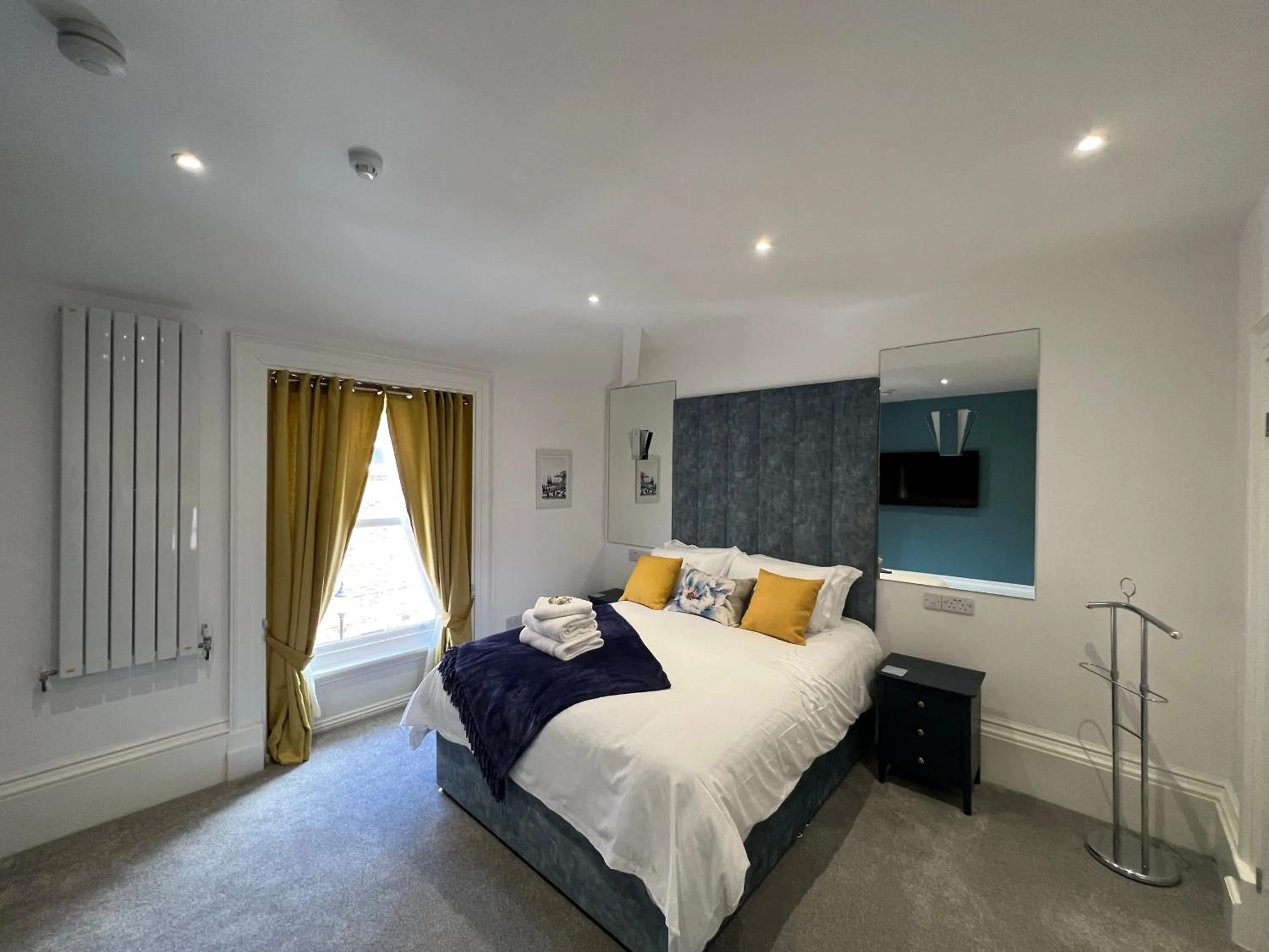 Bed in Winckley Square Residences