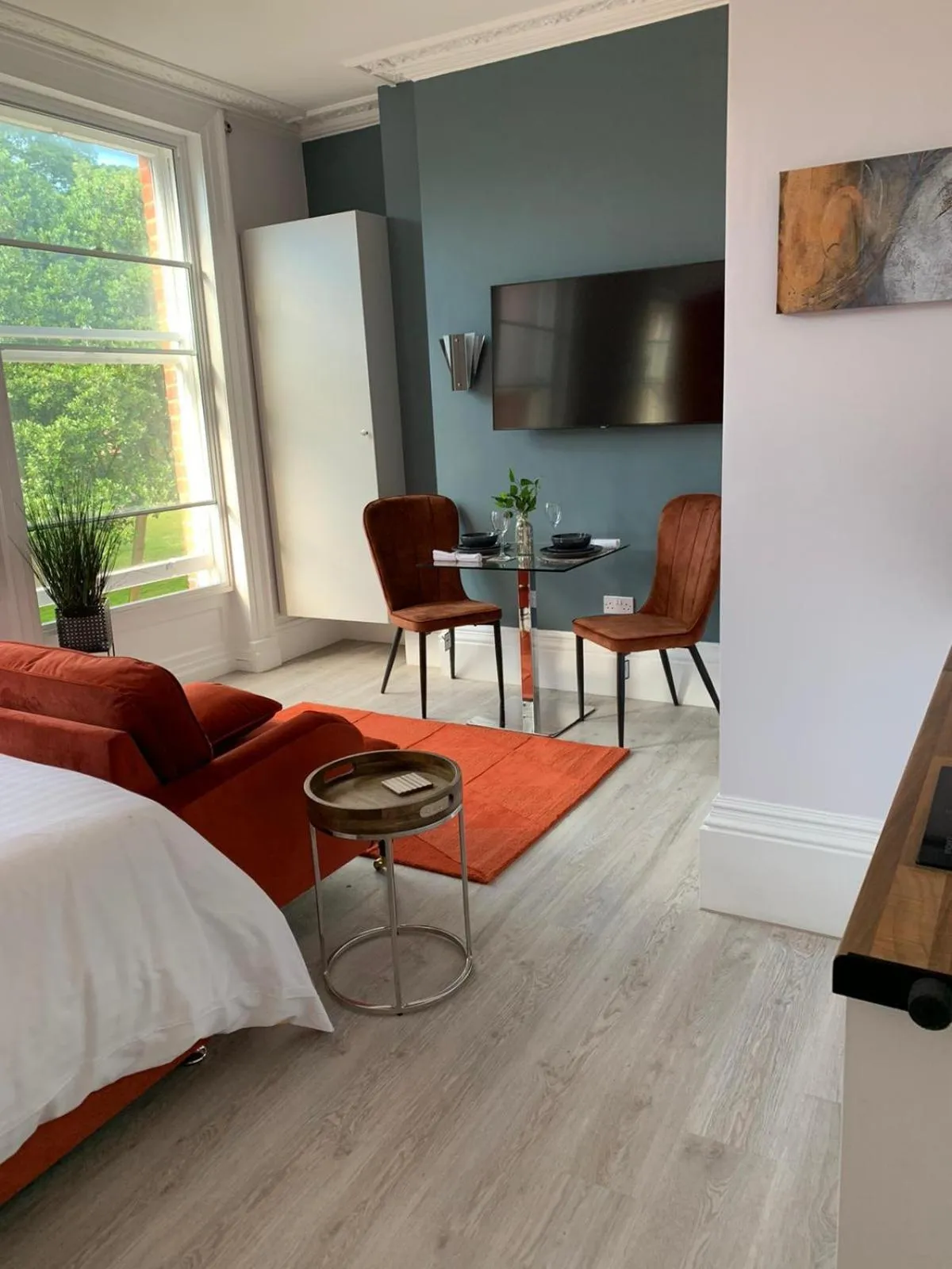 Photo of the whole room, Bed in Winckley Square Residences