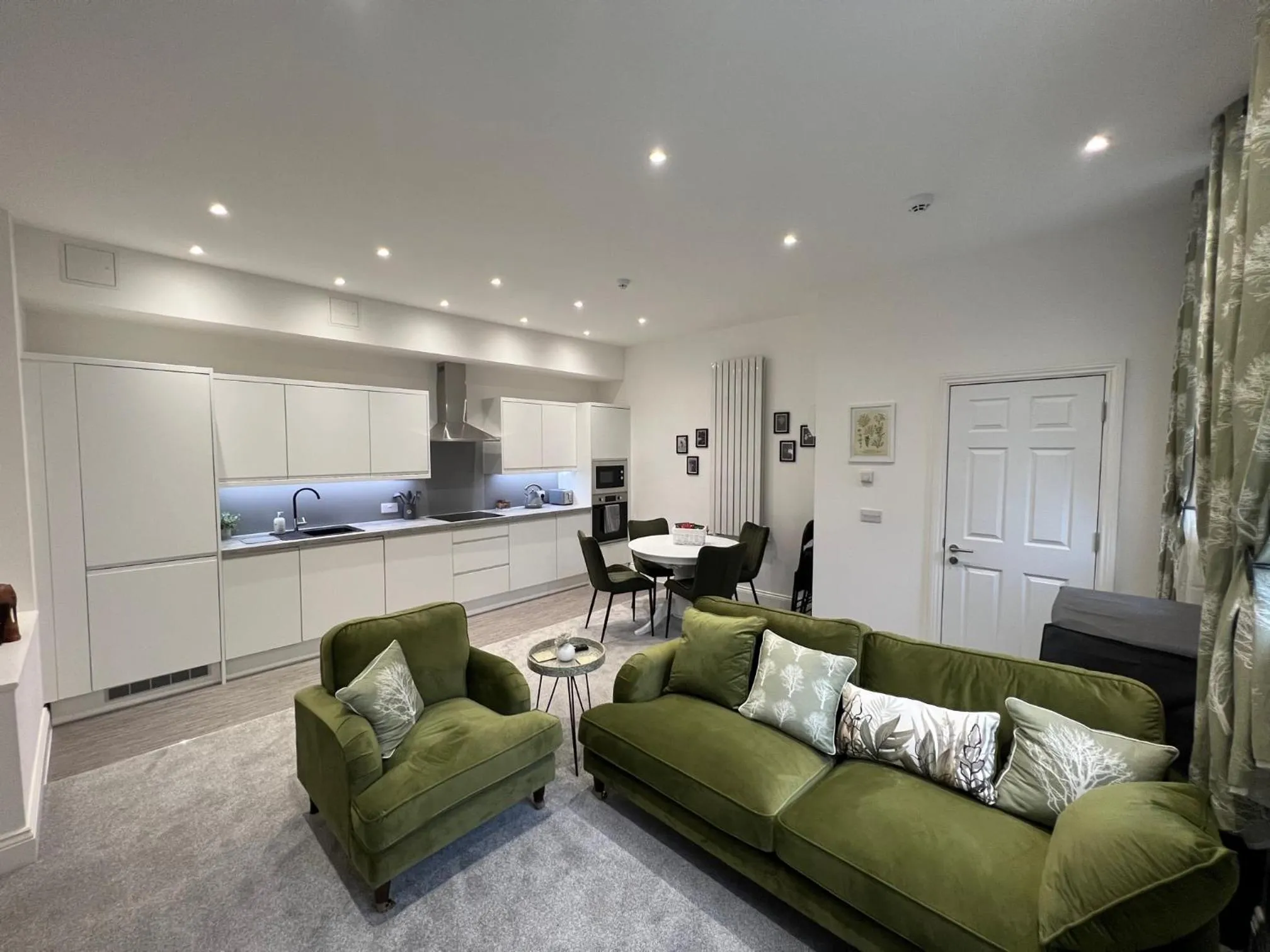 Kitchen or kitchenette in Winckley Square Residences