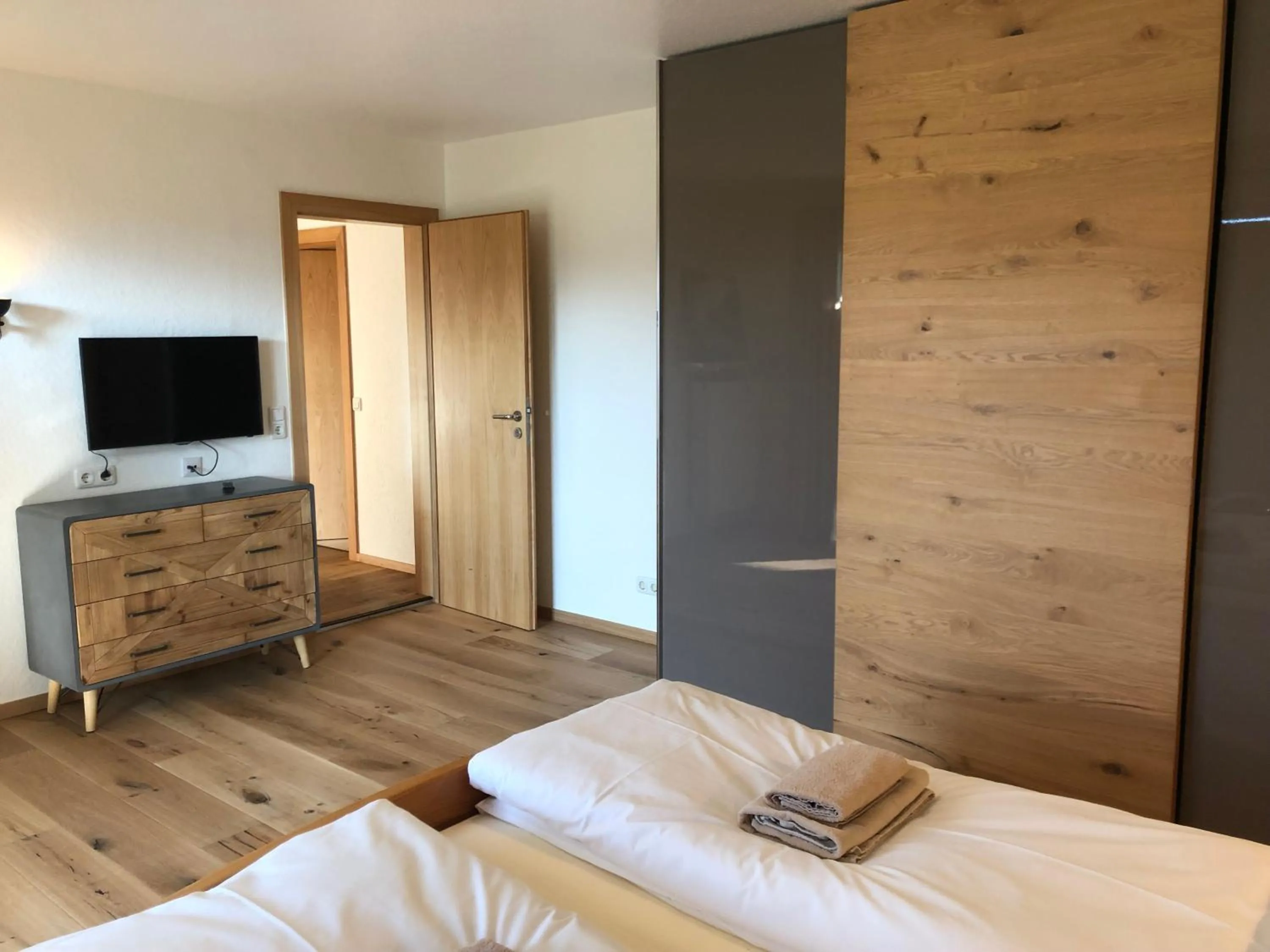 Photo of the whole room, Bed in Landhaus Kössel