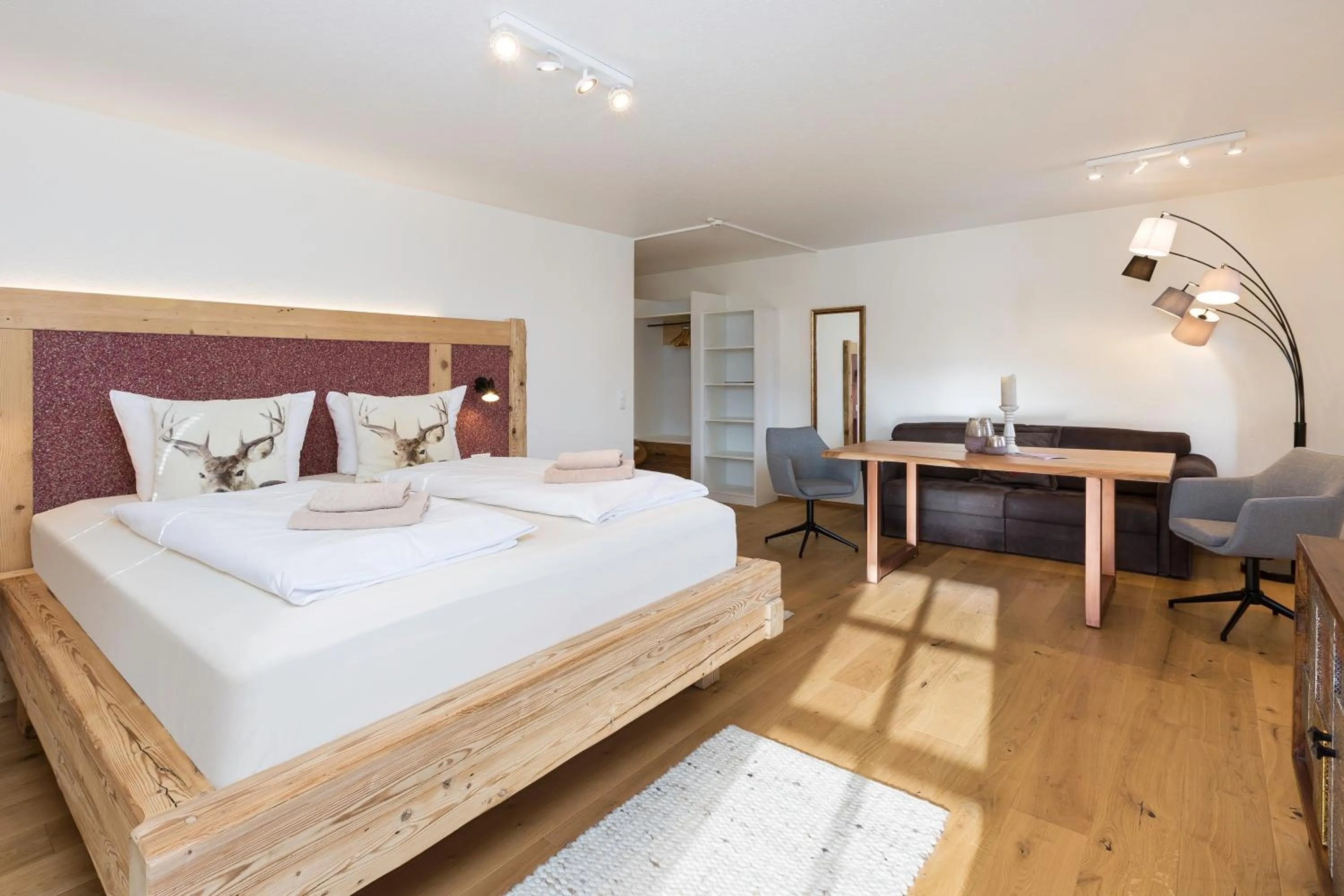 Photo of the whole room, Bed in Landhaus Kössel