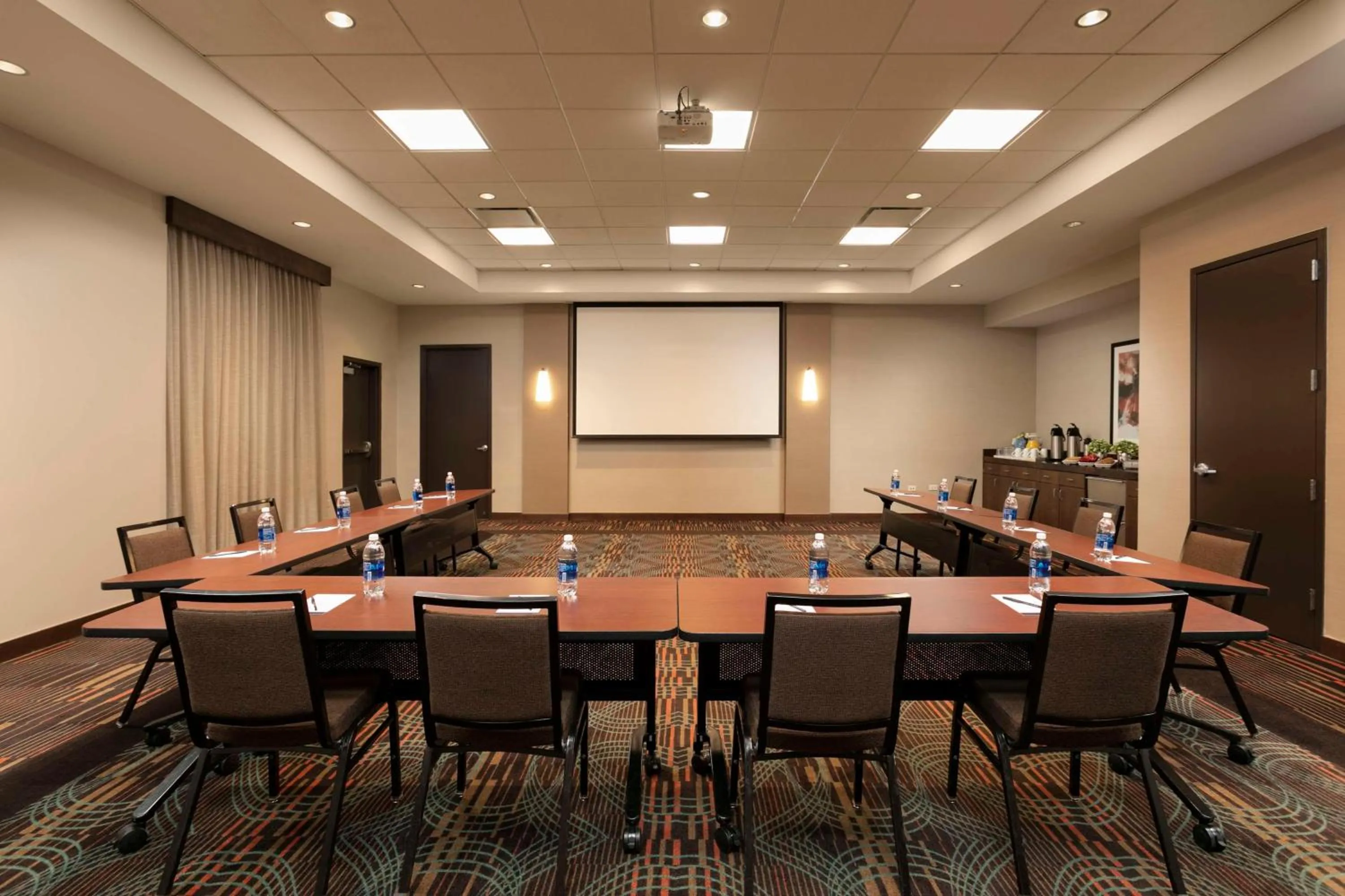 Meeting/conference room in Hyatt Place Bayamon
