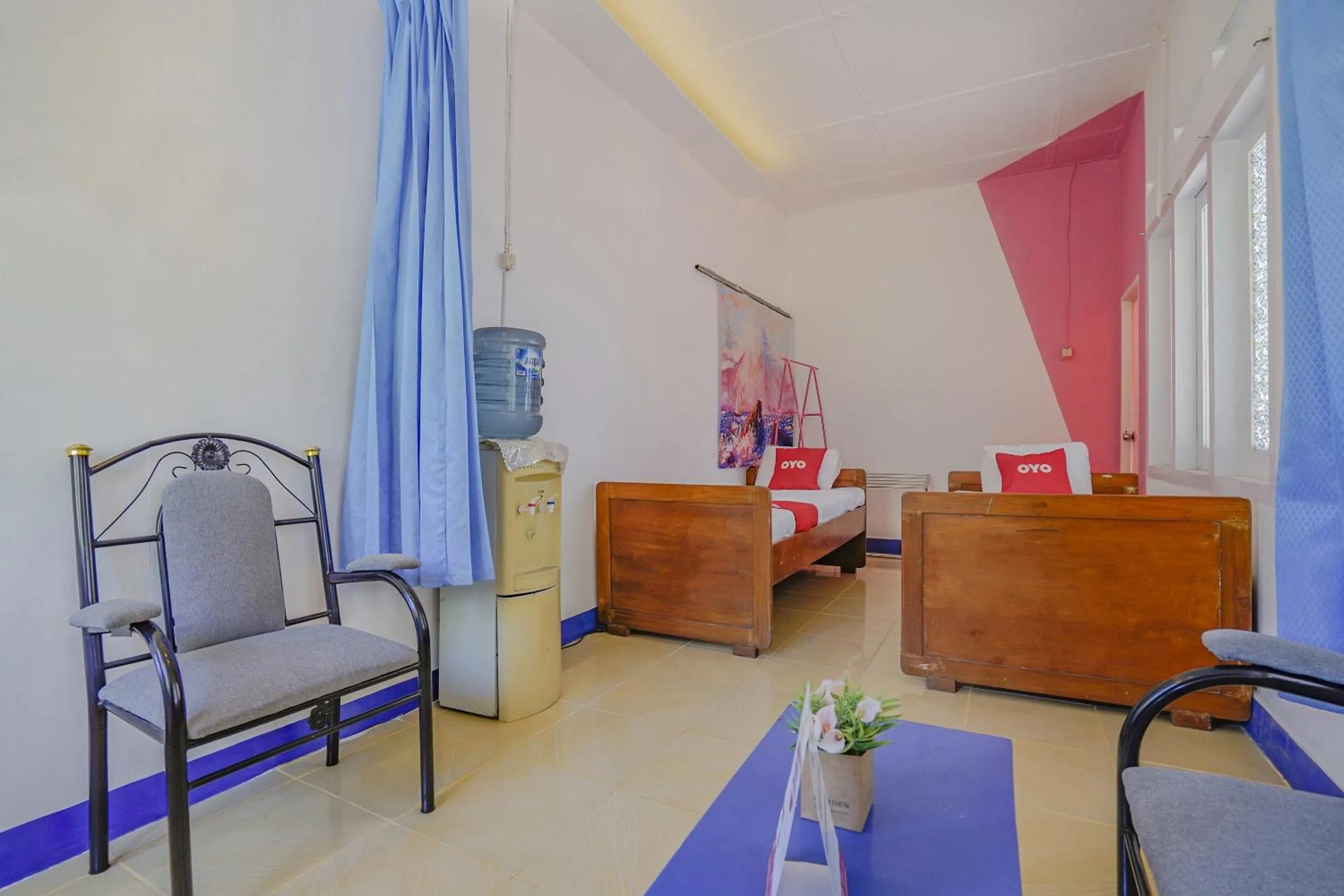 Bedroom in OYO 90352 Villa Agape 2