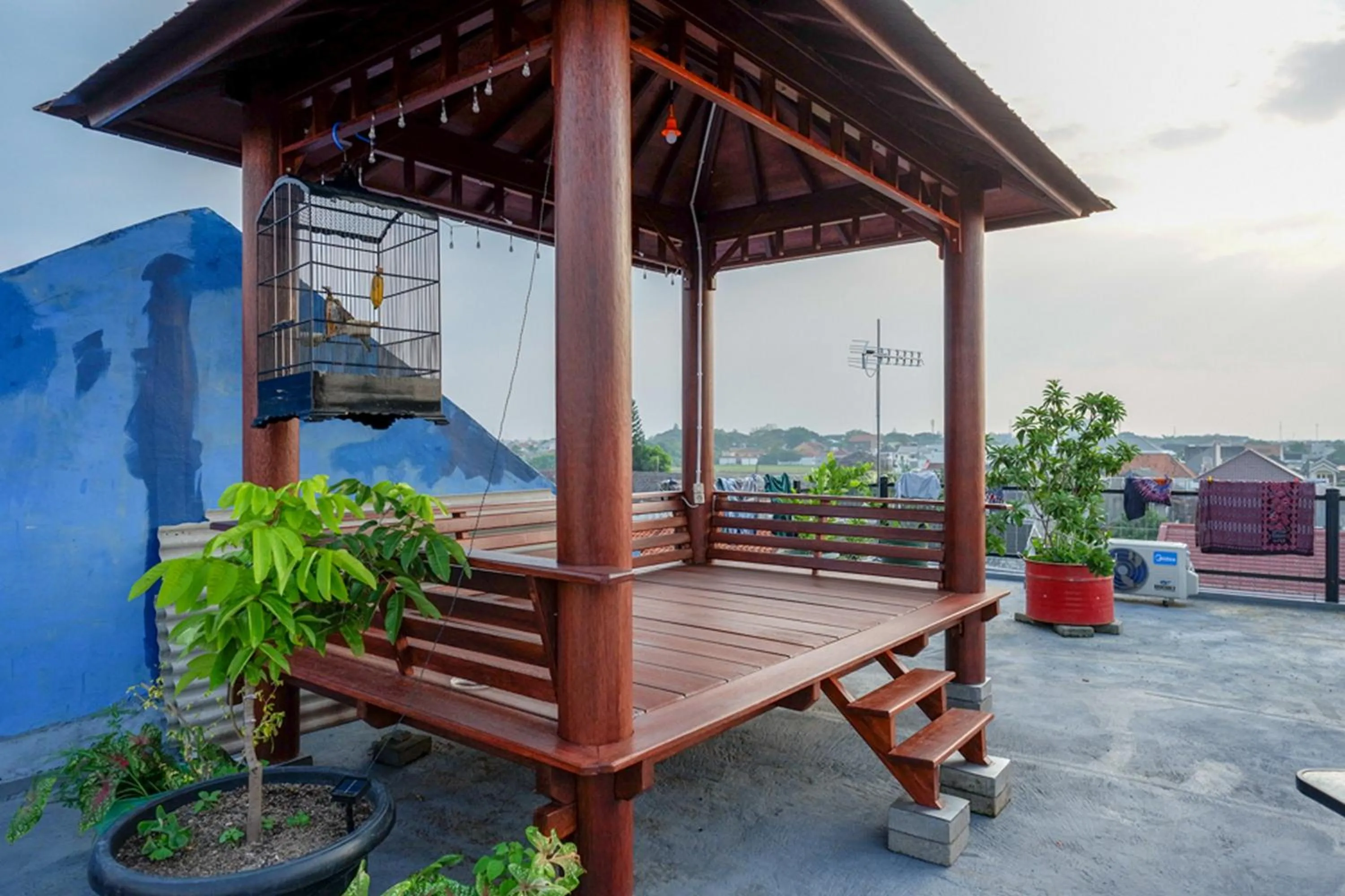 Patio in RedDoorz near Jalan Adi Sucipto Solo