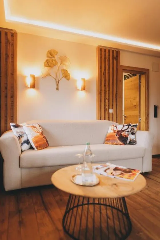 Living room in Hotel Gasthof Mitteregger - BEST PLACE in town with summercard included