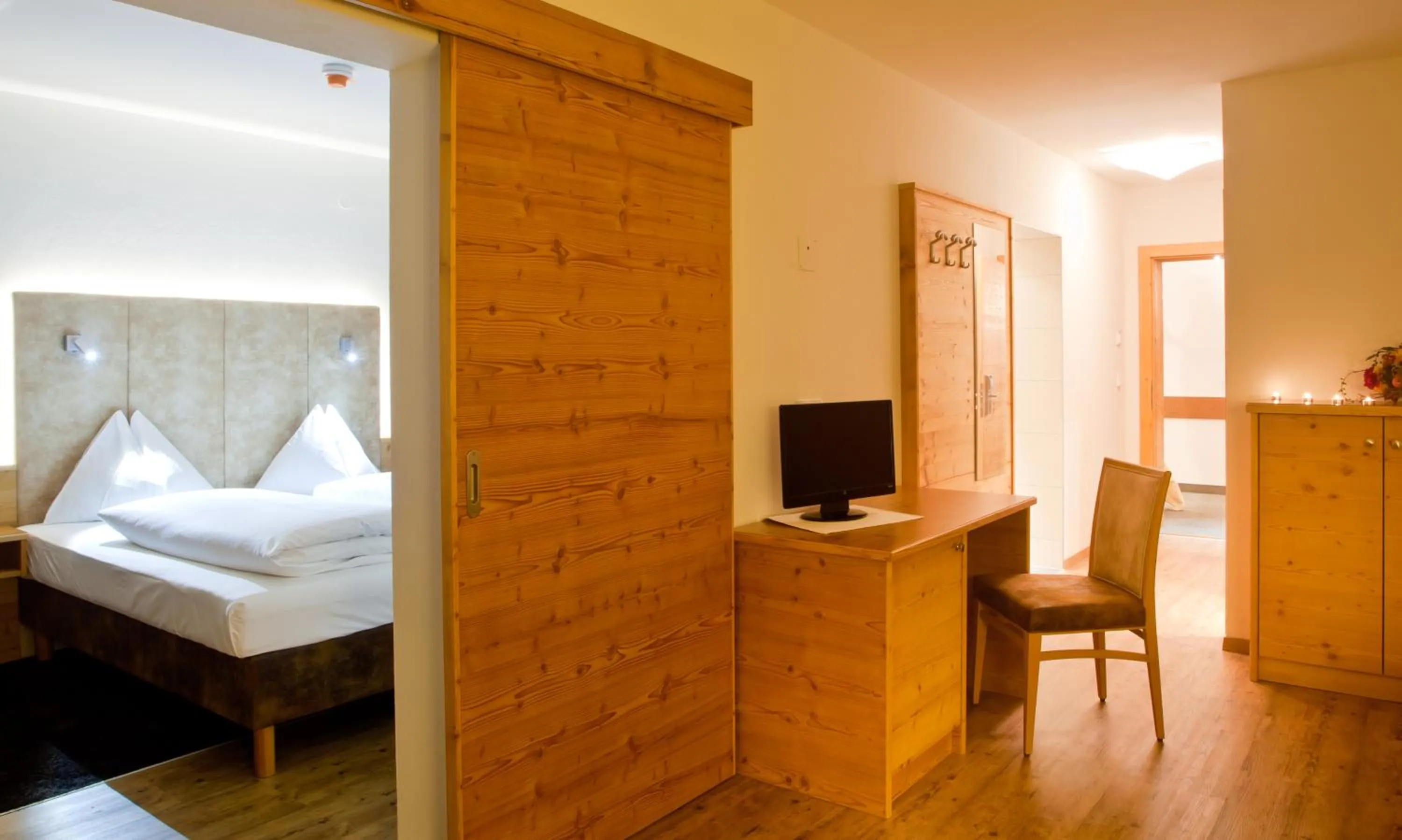 Bed in Hotel Gasthof Mitteregger - BEST PLACE in town with summercard included