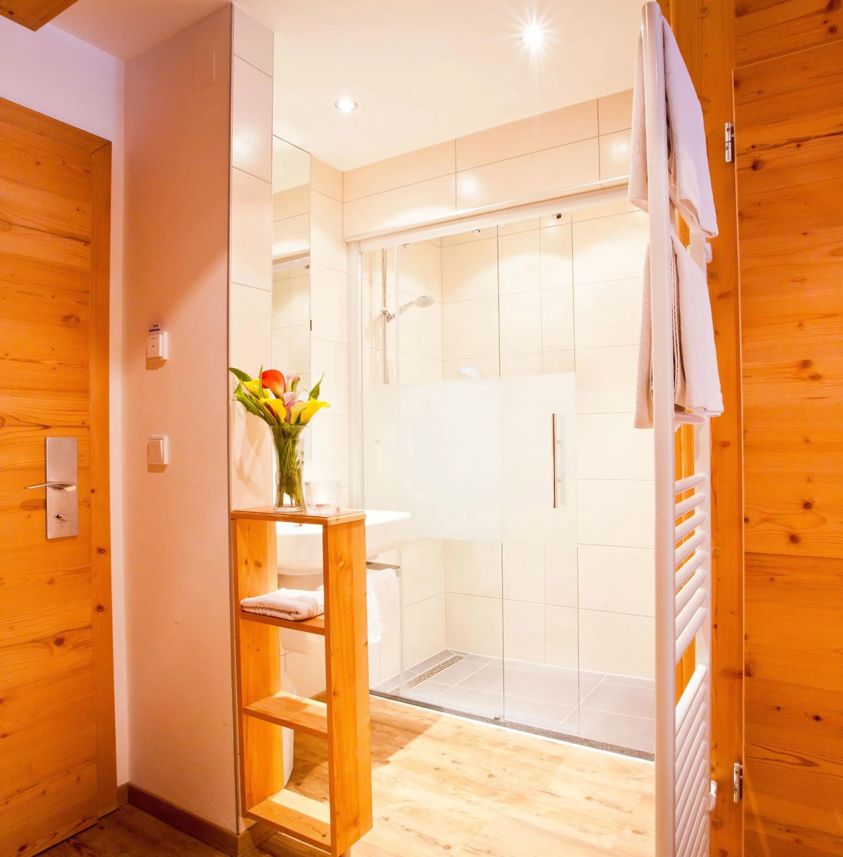 Bathroom in Hotel Gasthof Mitteregger - BEST PLACE in town with summercard included