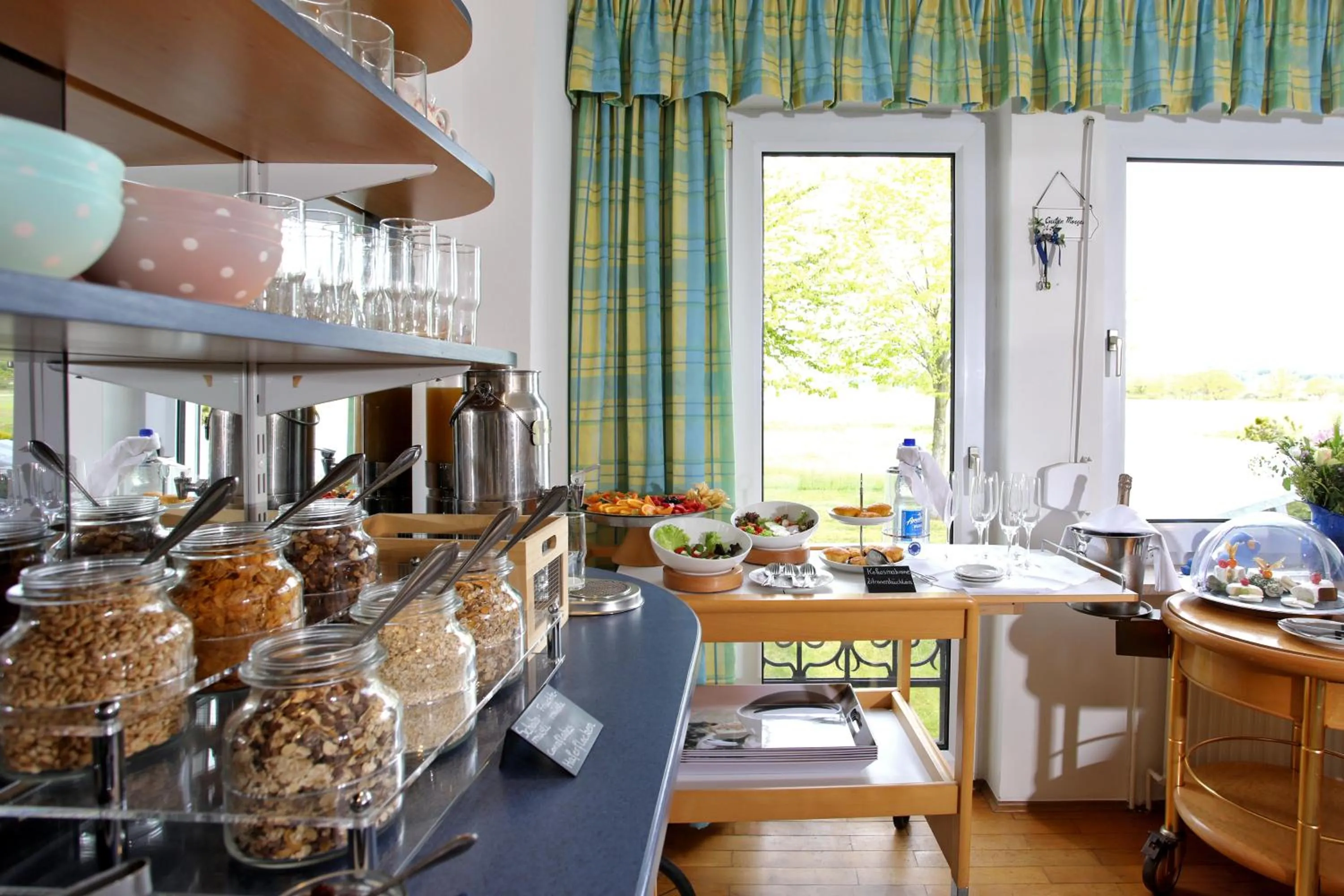 Buffet breakfast in Hotel Am See