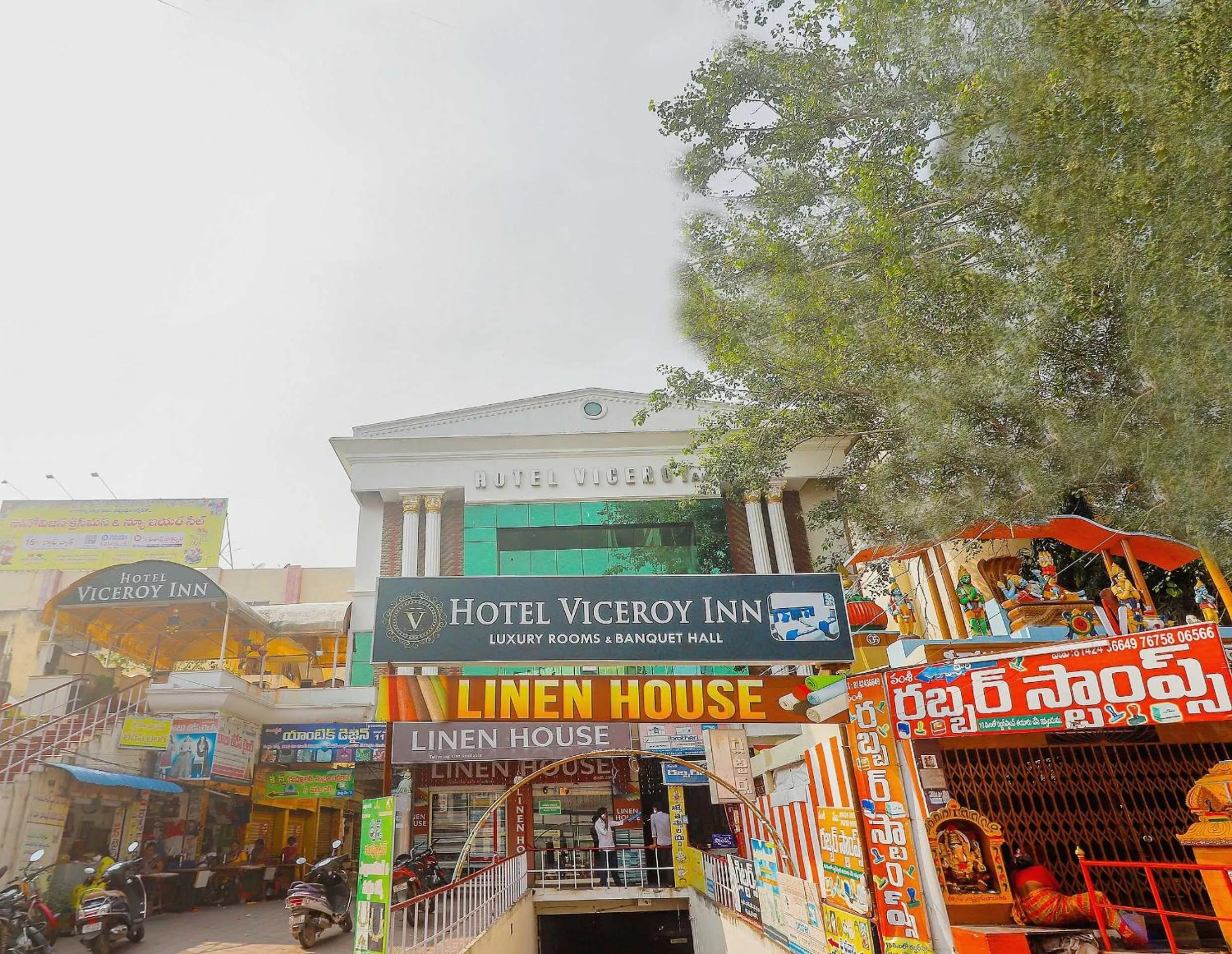 Facade/entrance in Hotel O Viceroy Inn