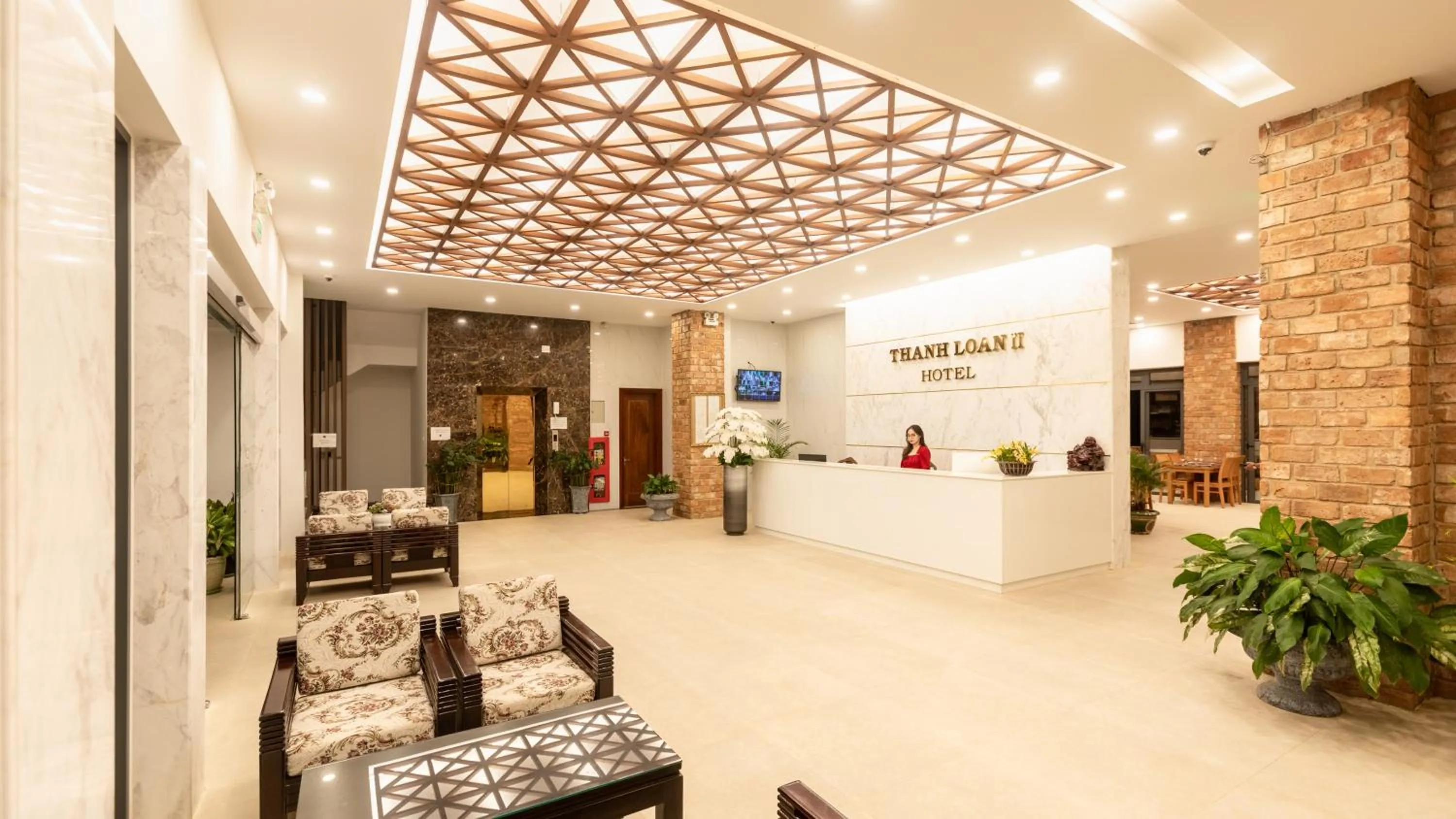 Lobby or reception in Thanh Loan 2 Da Lat Hotel