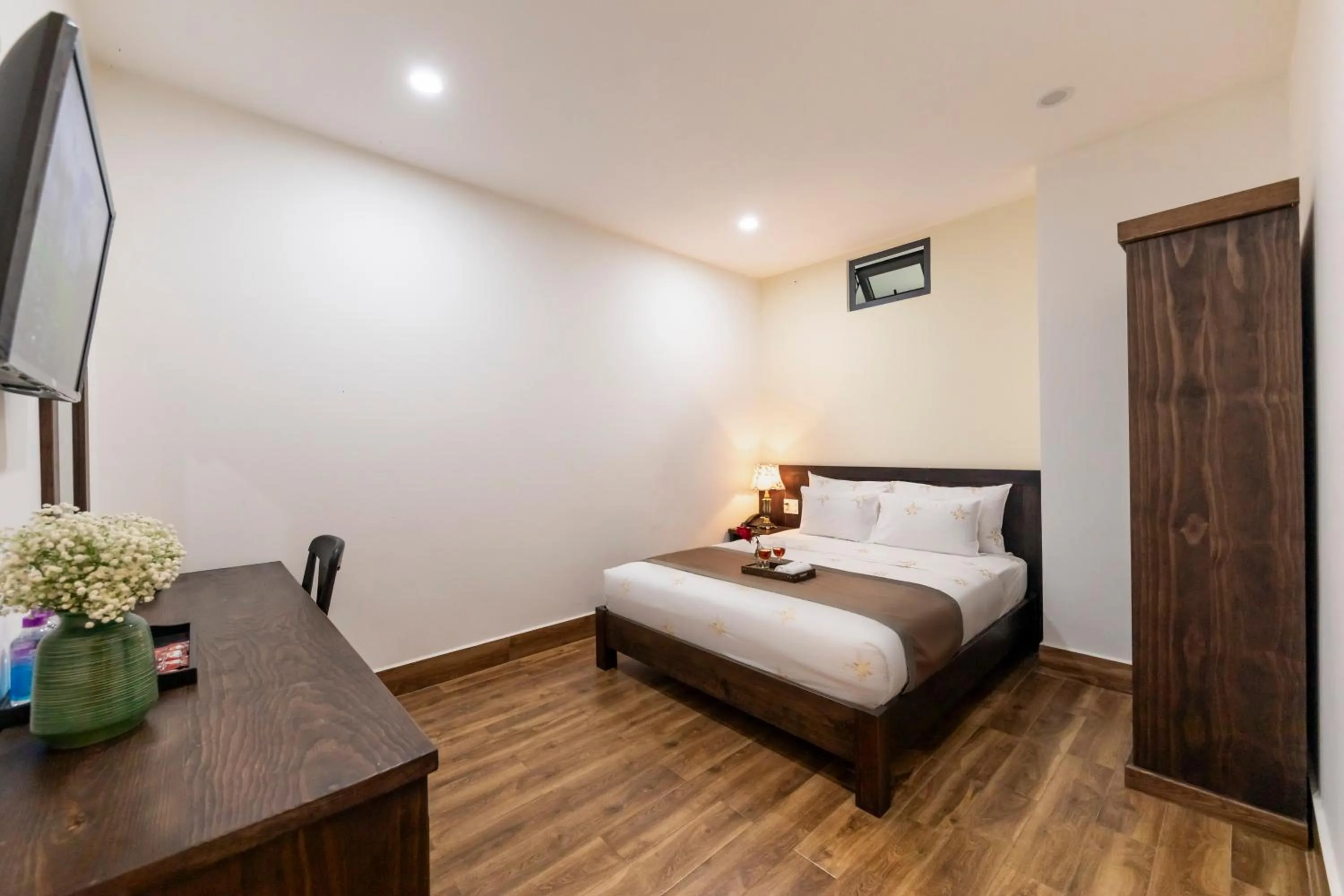 Photo of the whole room in Thanh Loan 2 Da Lat Hotel