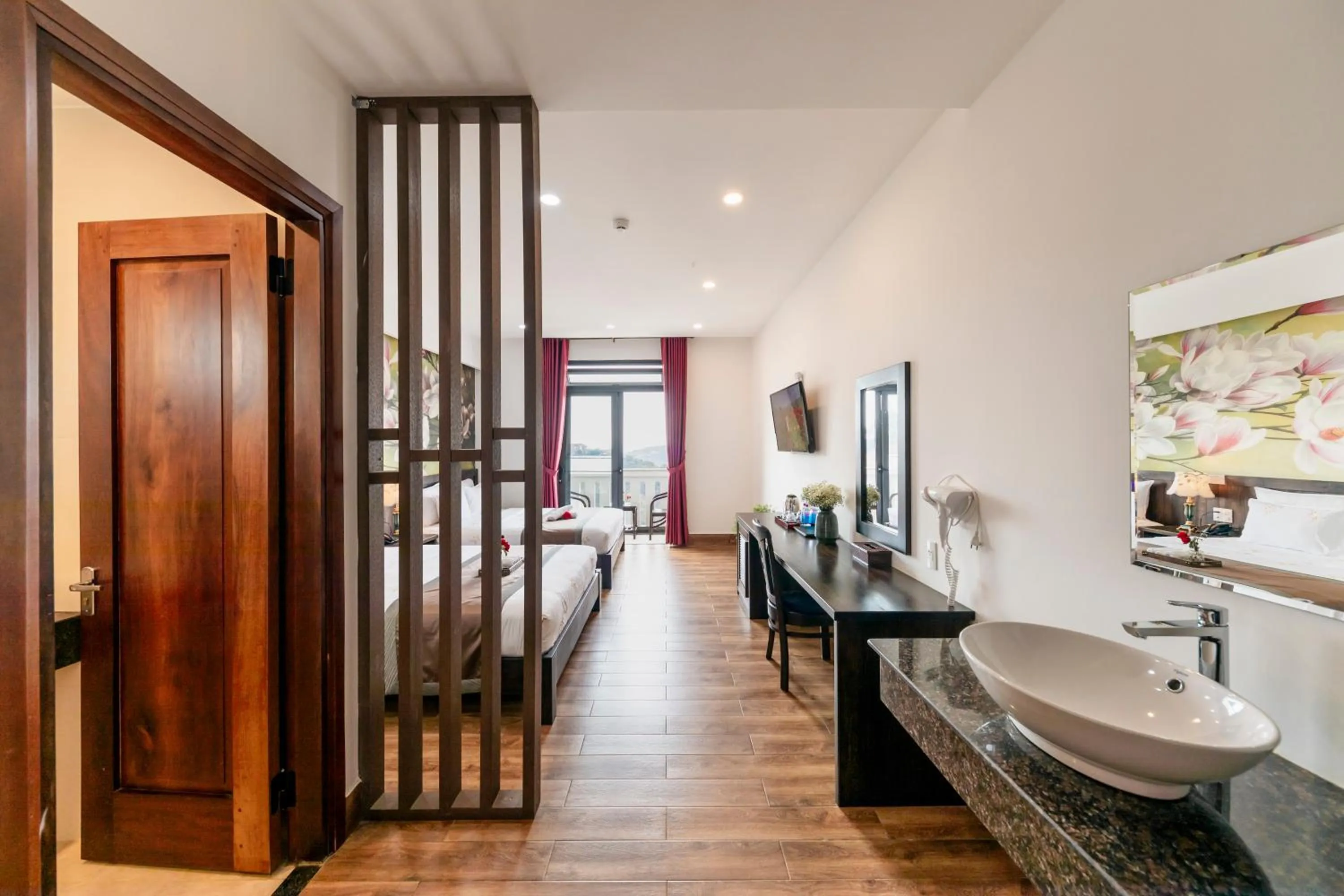 Photo of the whole room in Thanh Loan 2 Da Lat Hotel