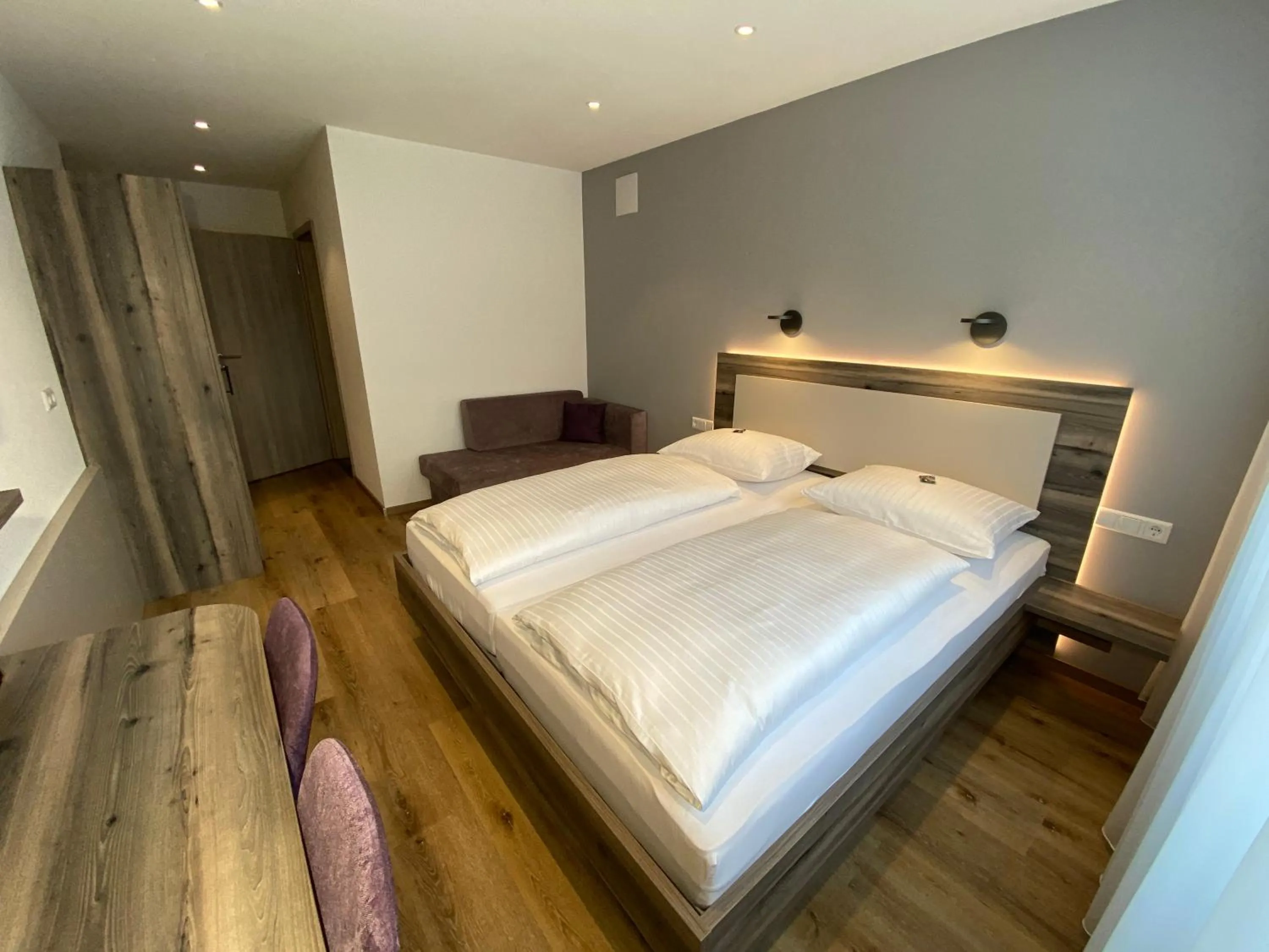 Photo of the whole room, Bed in Hotel Kosel garni UG