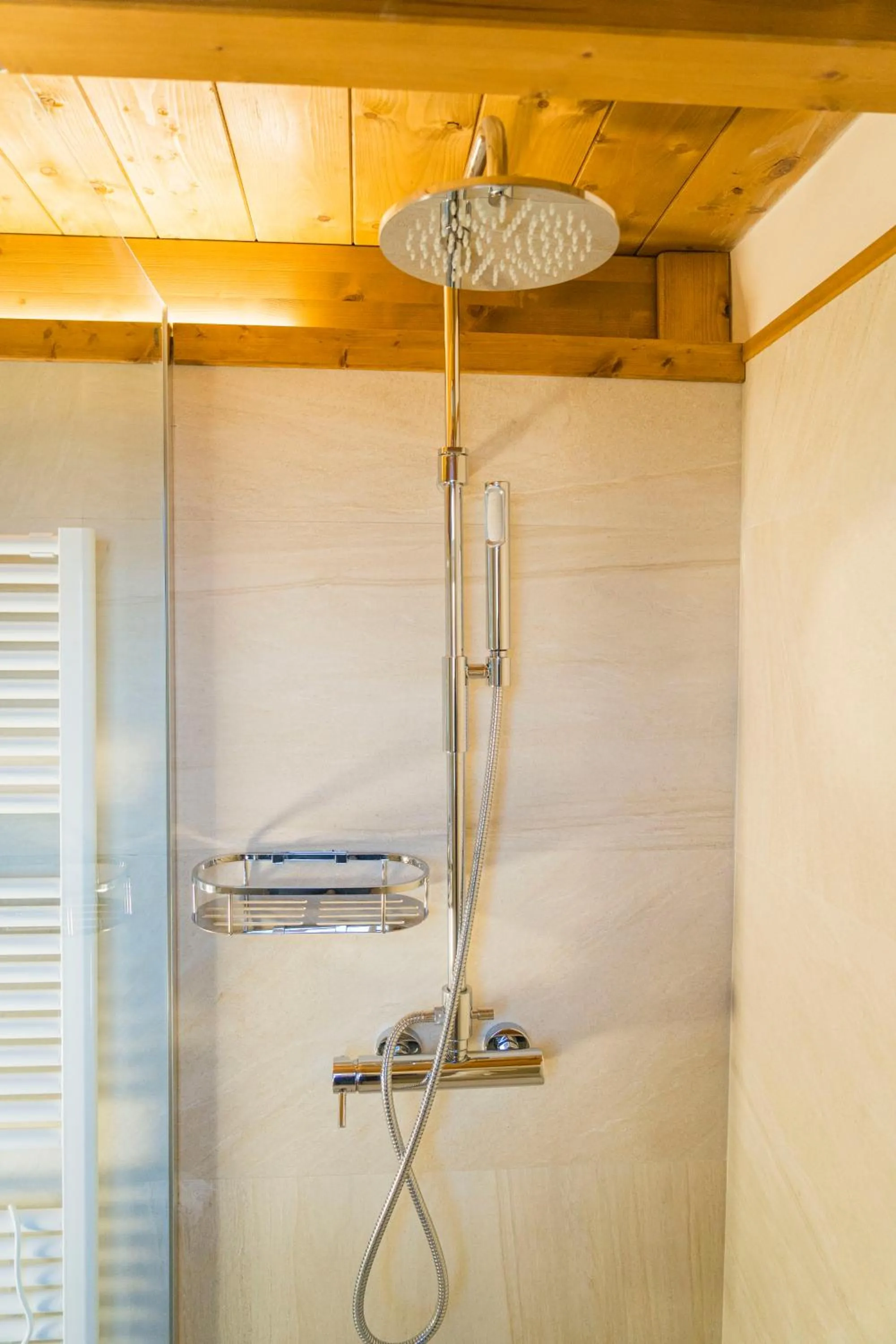 Shower in Relais Borgo Segine