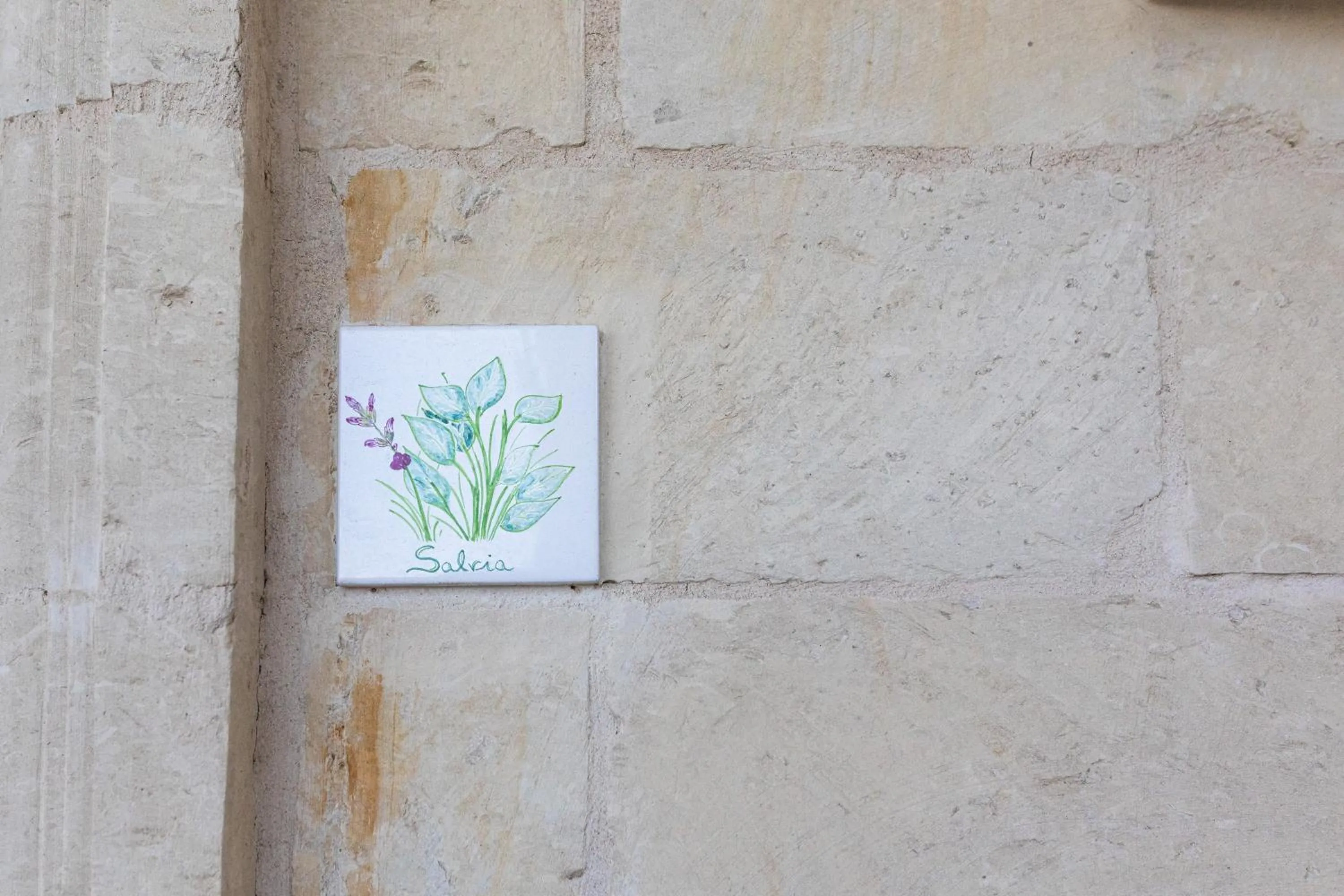 Decorative detail in Relais Borgo Segine