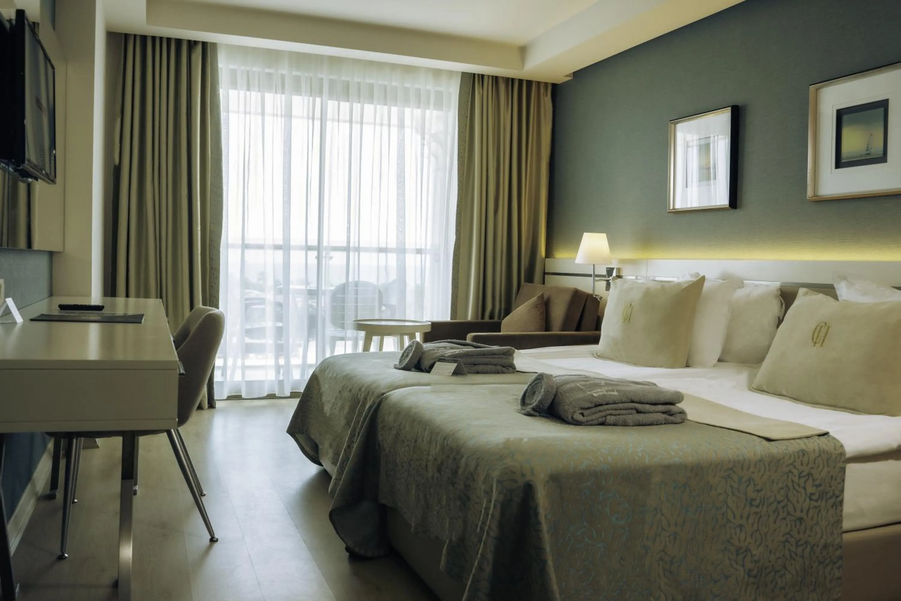 Bedroom in Castival Hotel