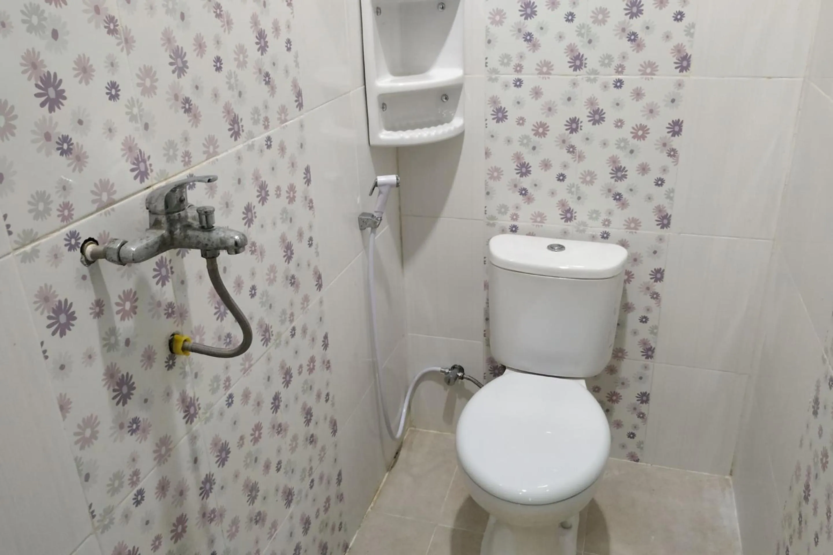 Bathroom in Hotel O Dkp 32