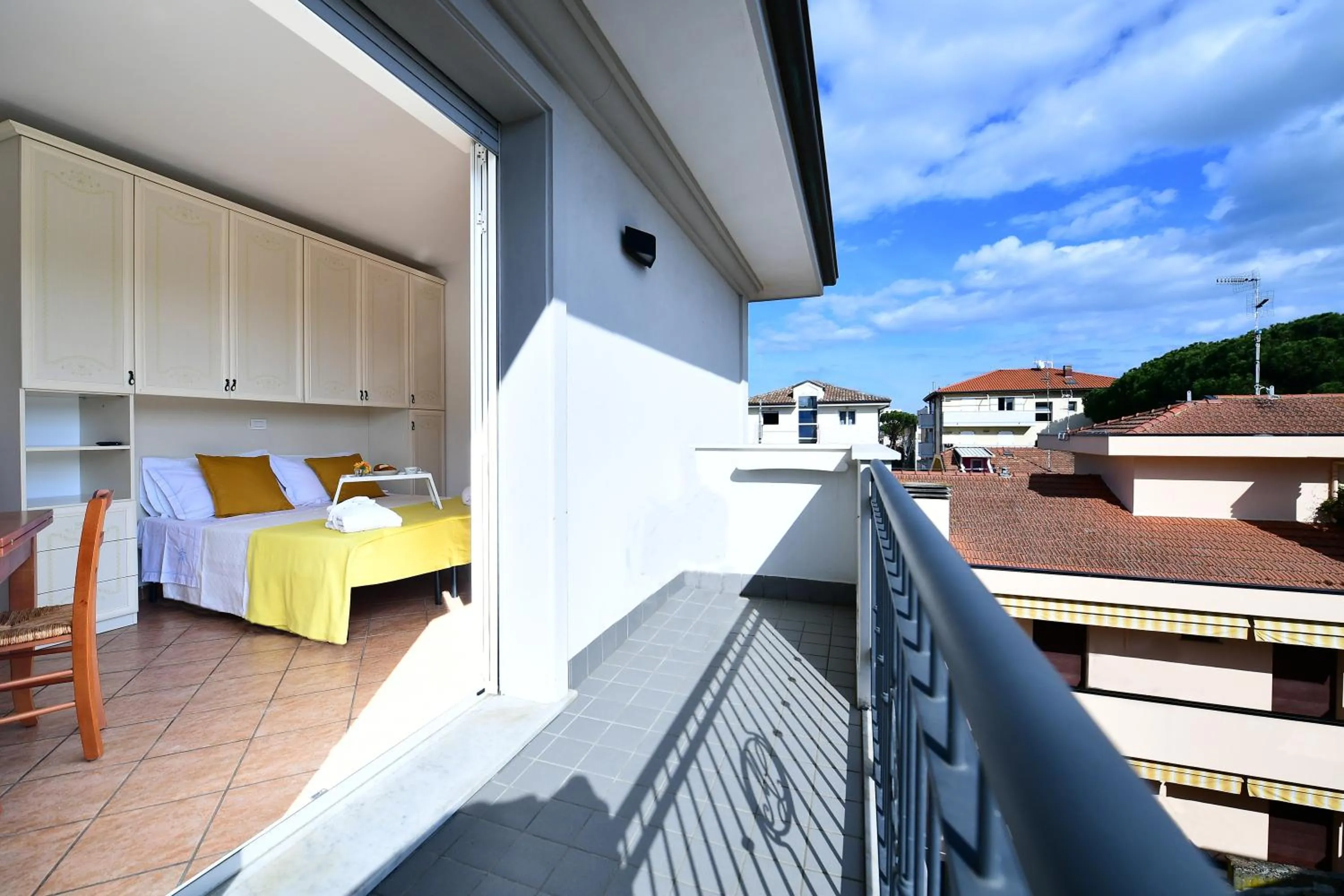 View (from property/room), Bed in Residence Marlin