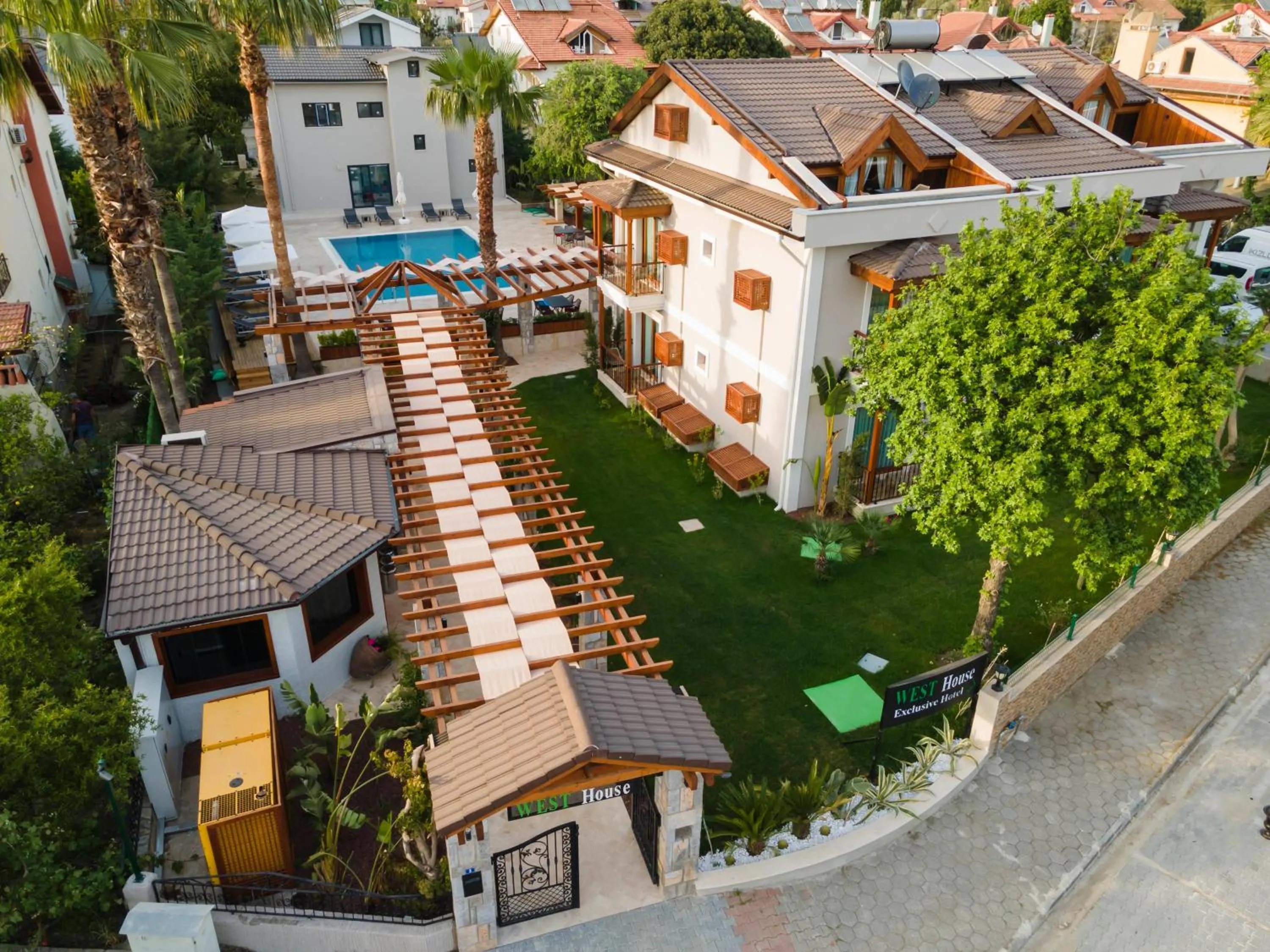 Bird's eye view in WEST HOUSE EXCLUSIVE HOTEL