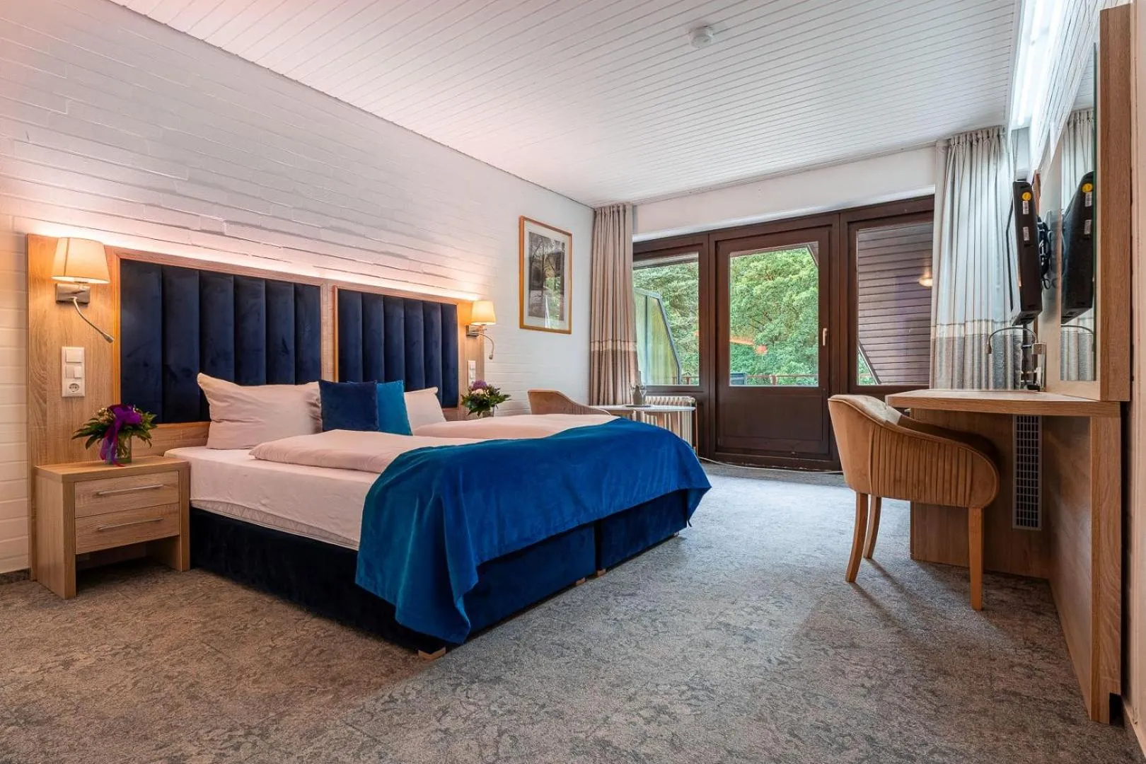 Bed in Hotel Zur Heidschnucke