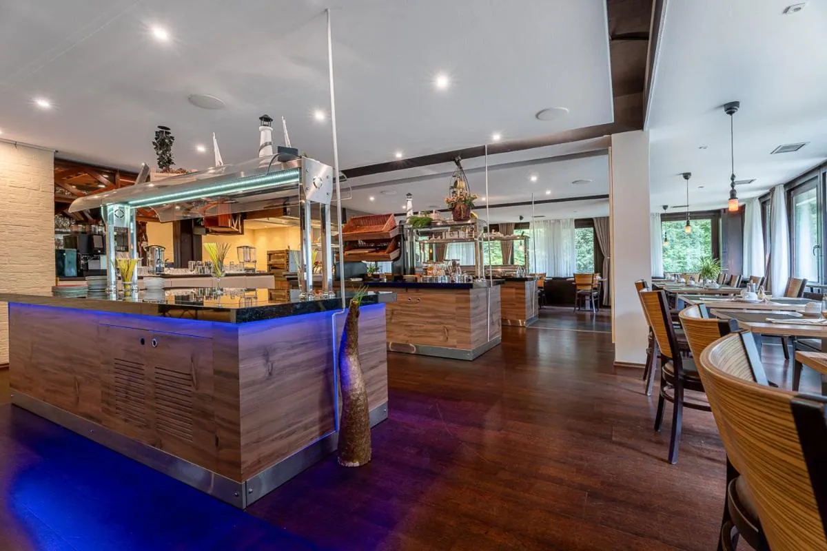 Buffet breakfast in Hotel Zur Heidschnucke