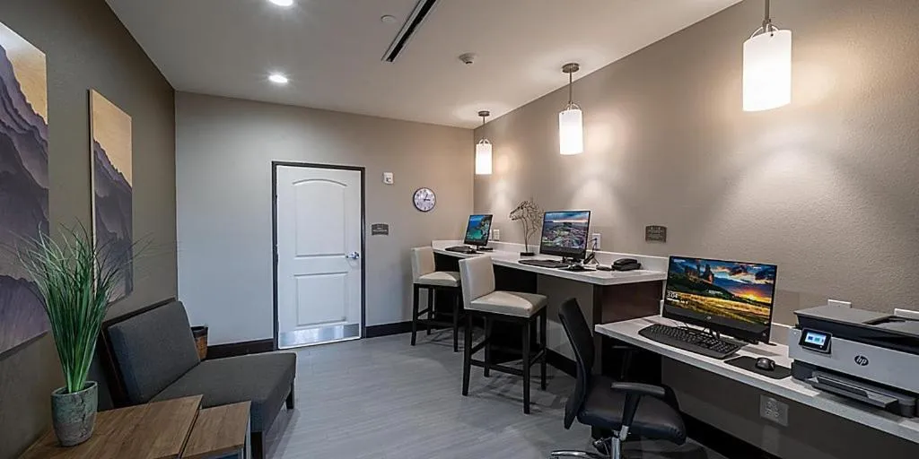 Business facilities in Staybridge Suites - Houston NW Cypress Crossings by IHG