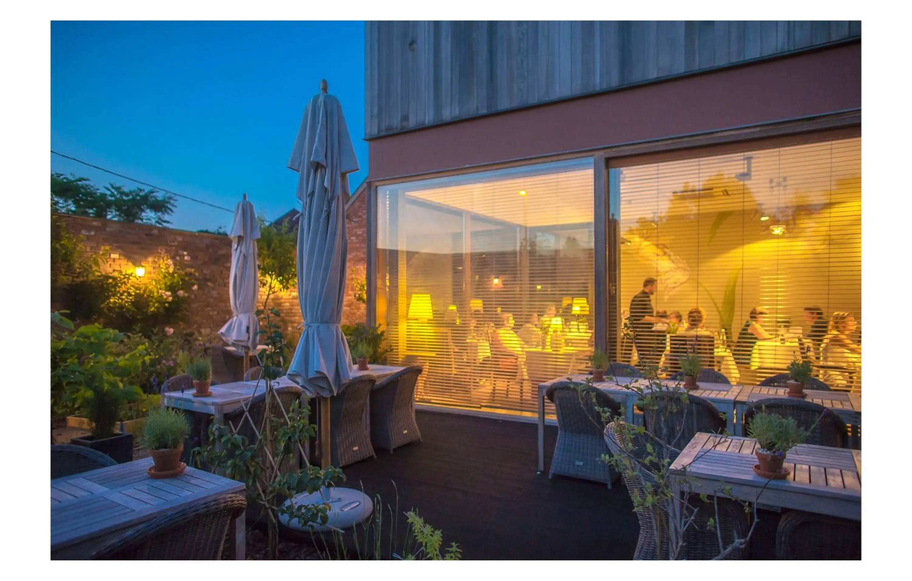 Restaurant/places to eat in Hotel Restaurant Vous lé Vous