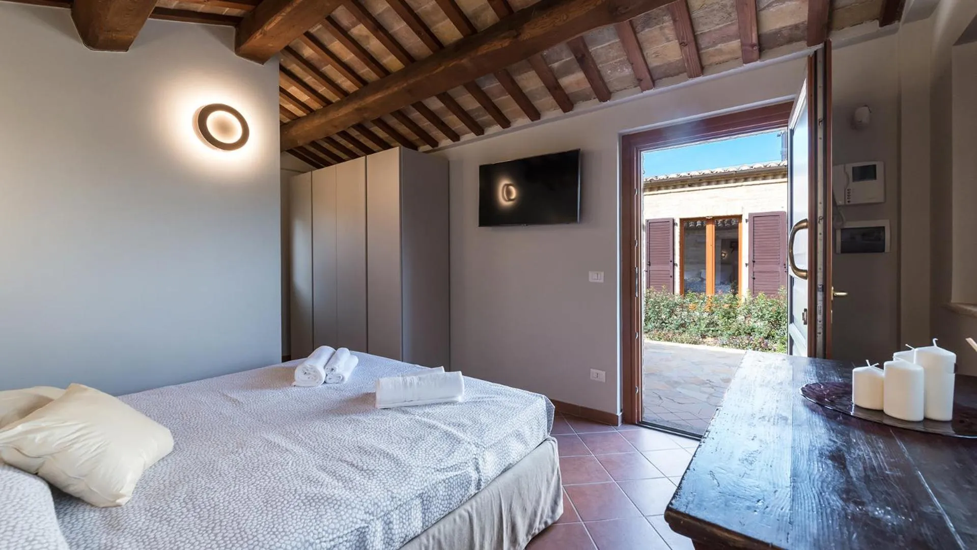 Other, Bed in Borgo Da Monte 8, Emma Villas