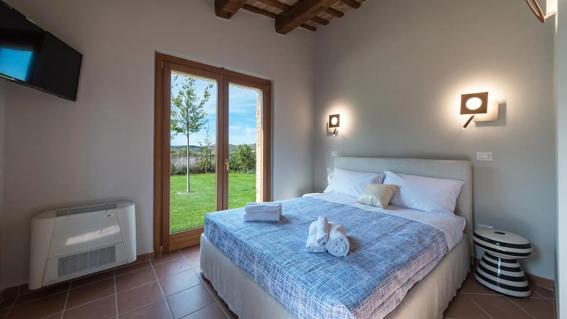 Other, Bed in Borgo Da Monte 8, Emma Villas