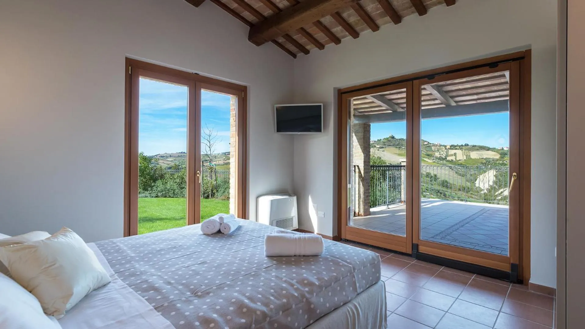 Other, Bed in Borgo Da Monte 8, Emma Villas