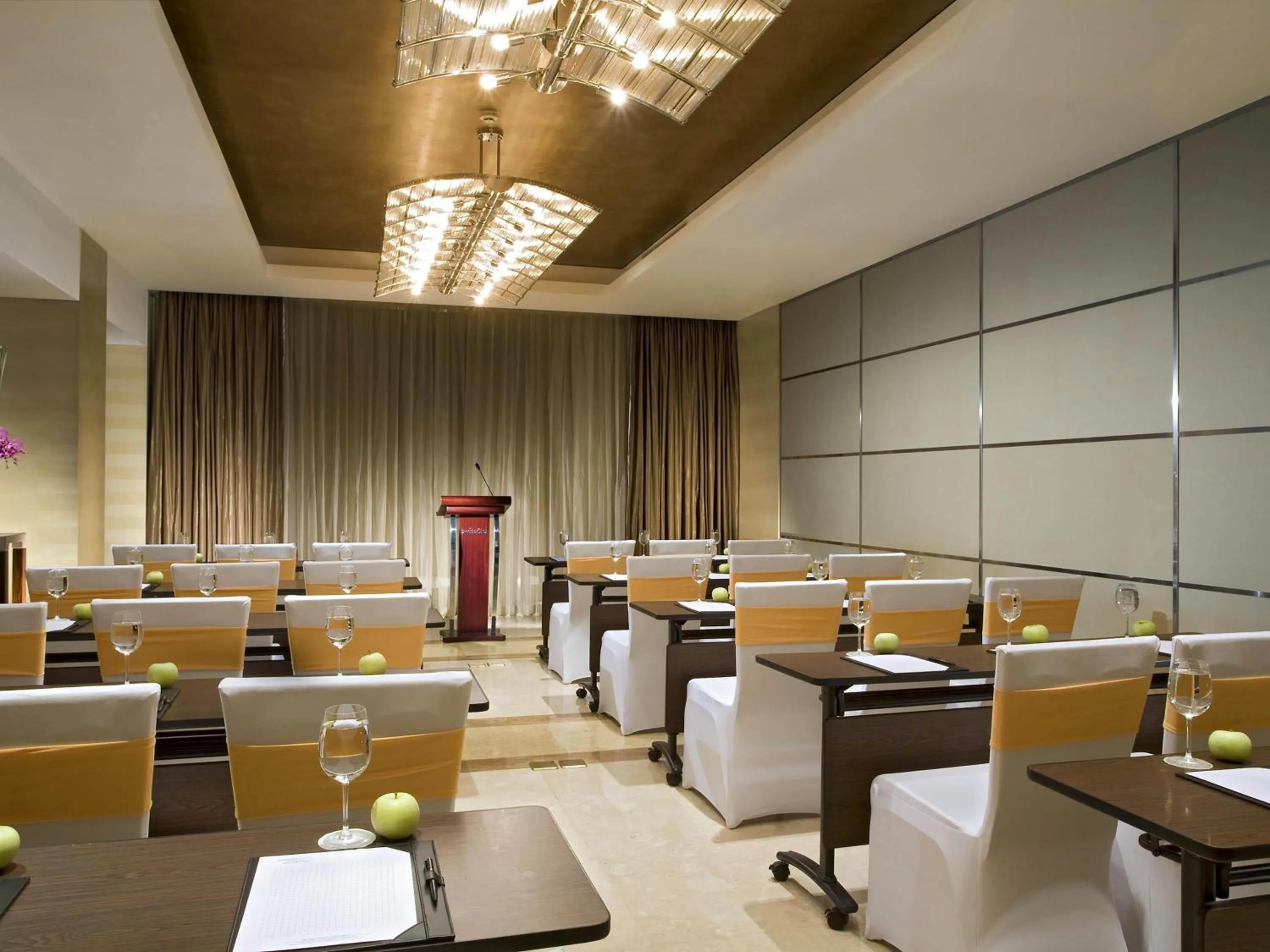 Meeting/conference room in Swissotel Foshan, Guangdong