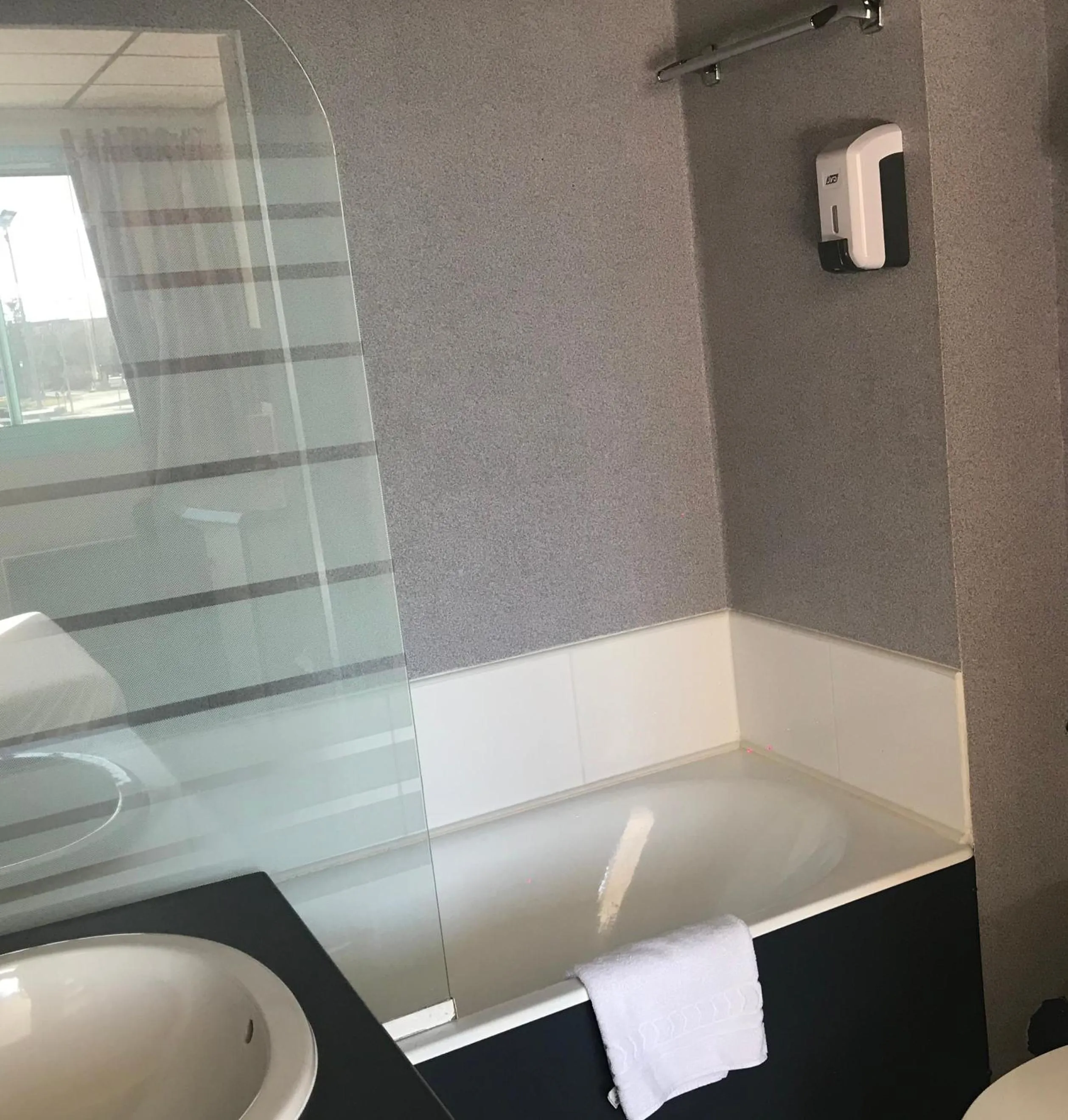 Bathroom in Fasthotel L'Eldorado