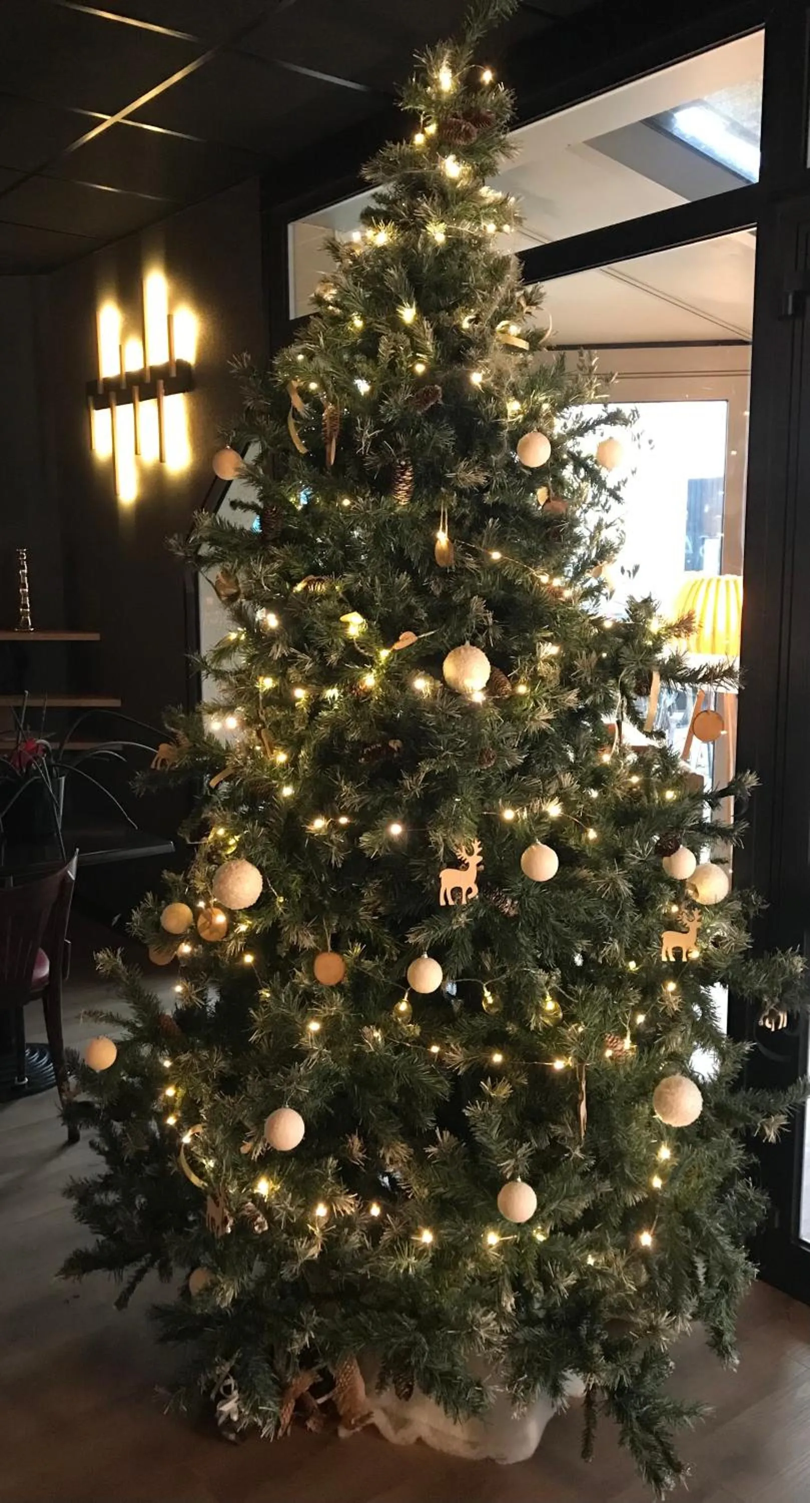 Restaurant/places to eat in Fasthotel L'Eldorado