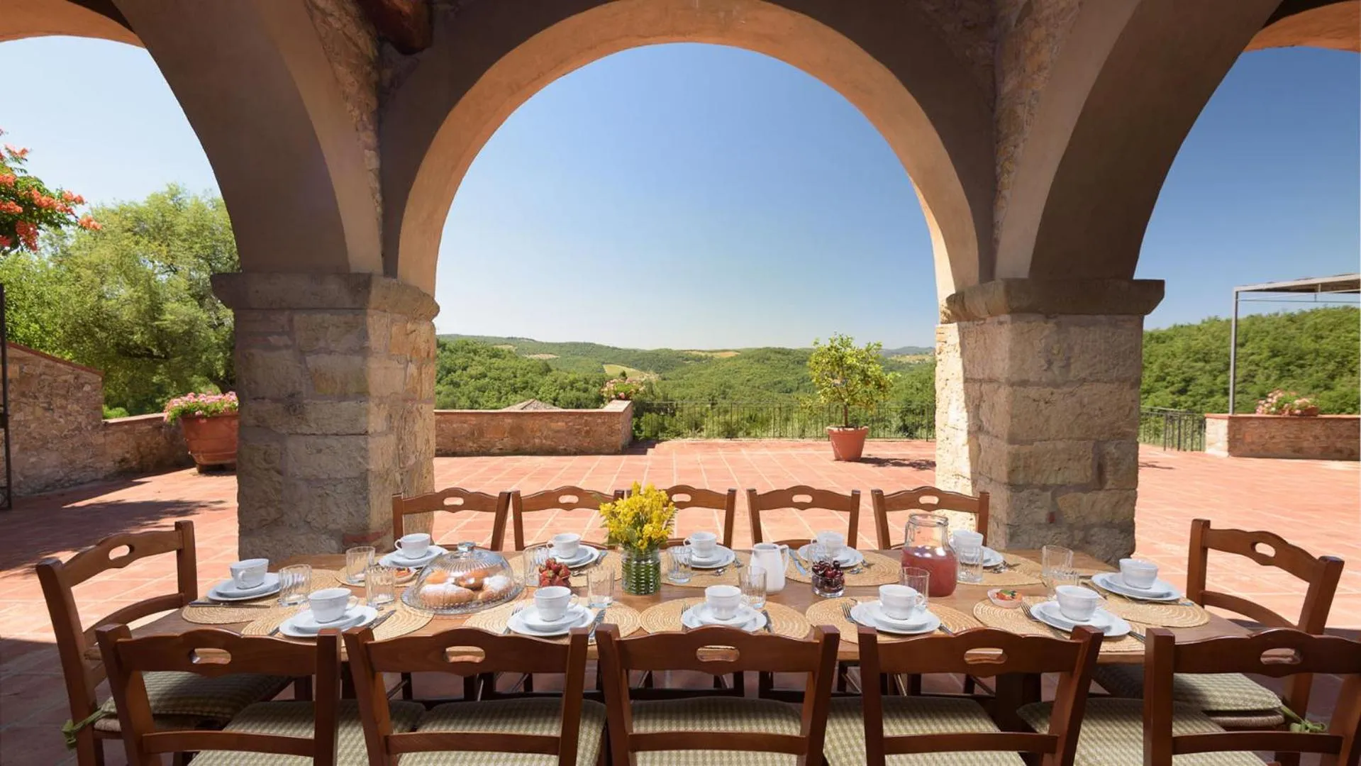 Dining area in Marangole 12, Emma Villas