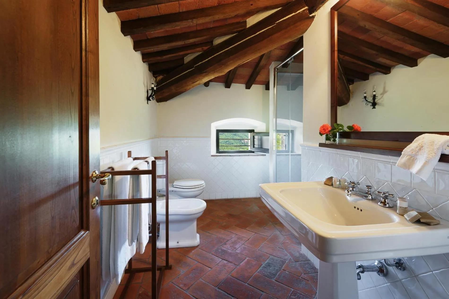 Bathroom in Marangole 12, Emma Villas