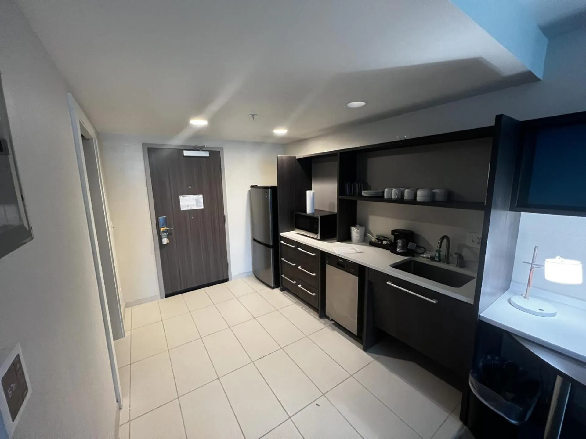 Kitchen or kitchenette in Home2 Suites By Hilton Hinesville