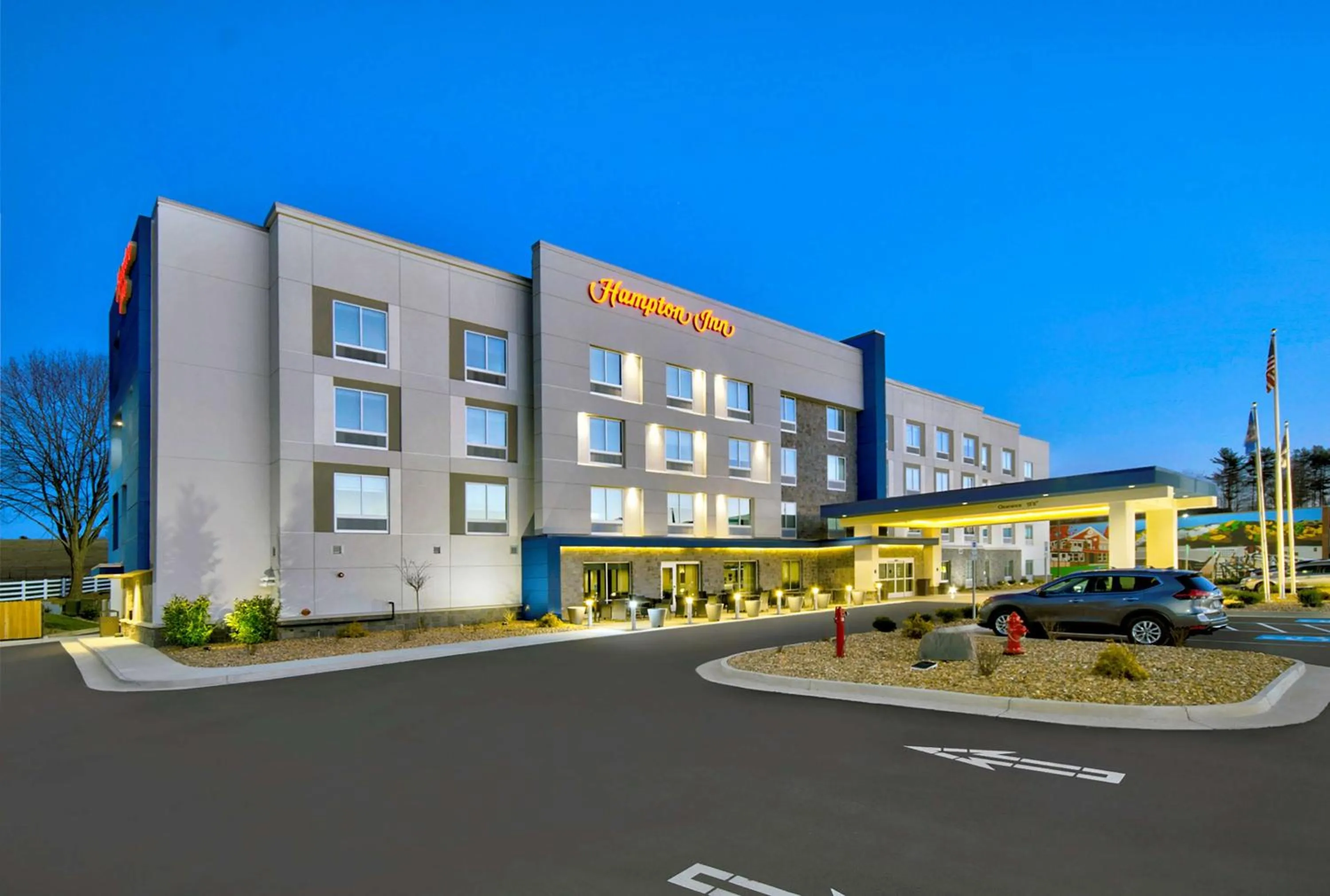 Property building in Hampton Inn Abingdon, Va