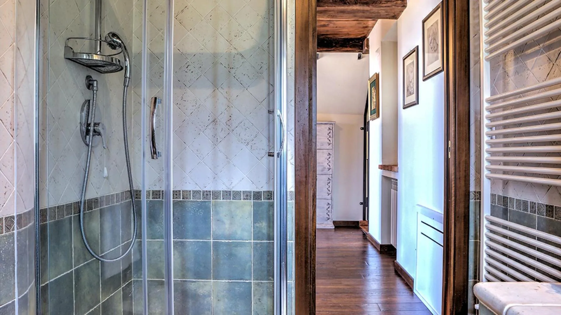 Bathroom in Villa Bella 8, Emma Villas